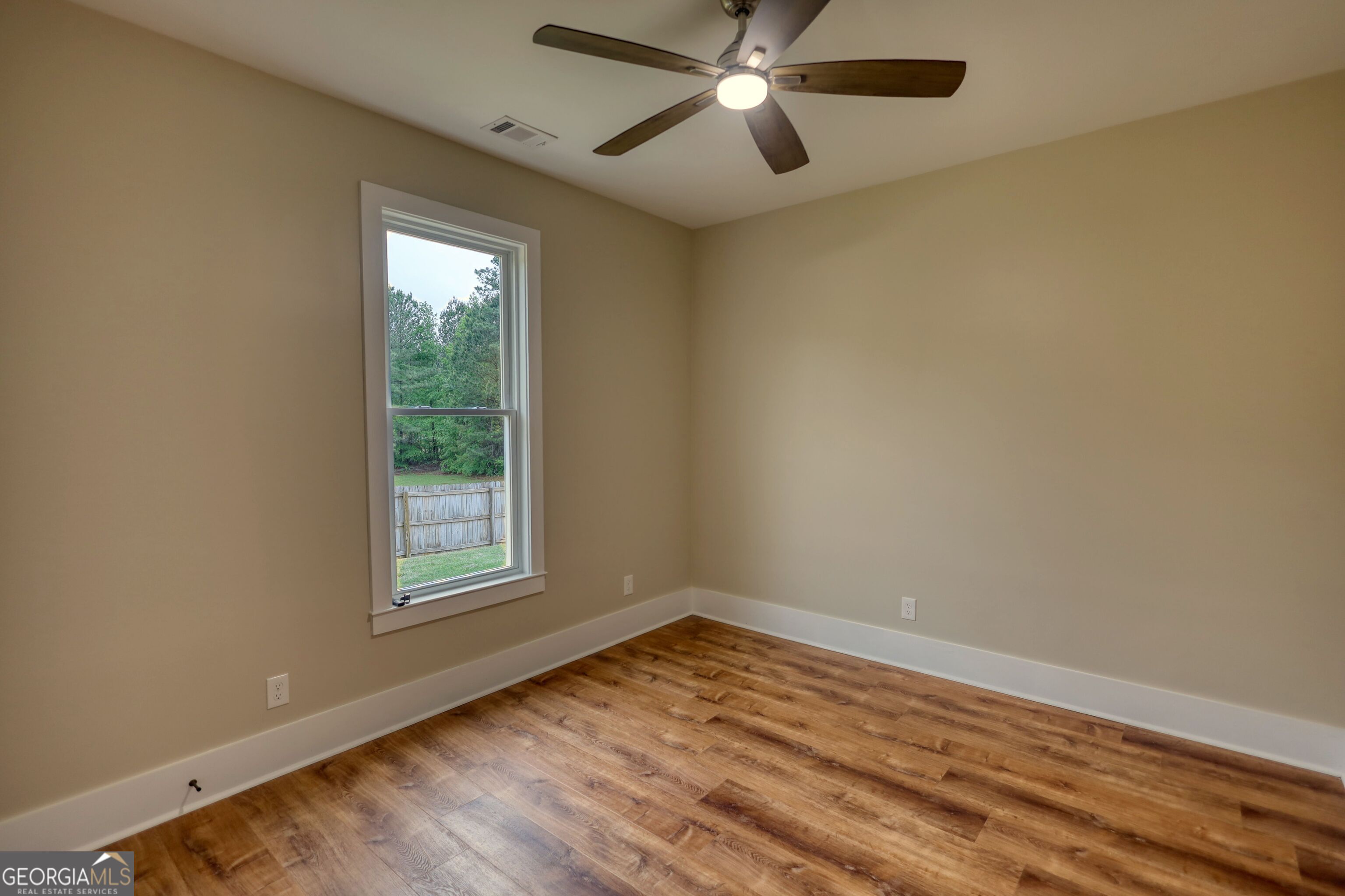 25 Oakbrook Lane