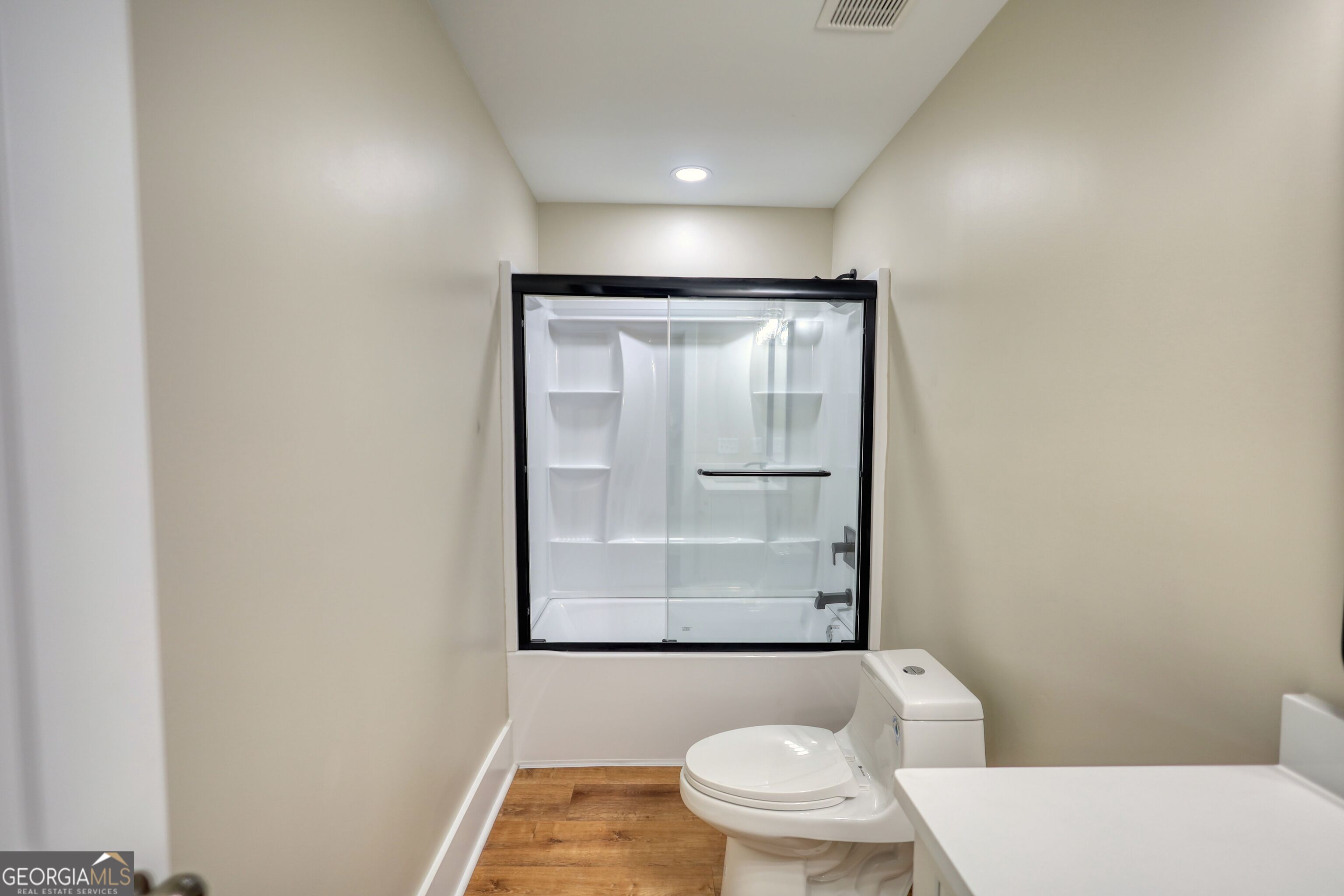 25 Oakbrook Lane