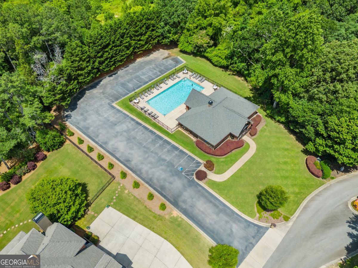 4860 Wildlife Way