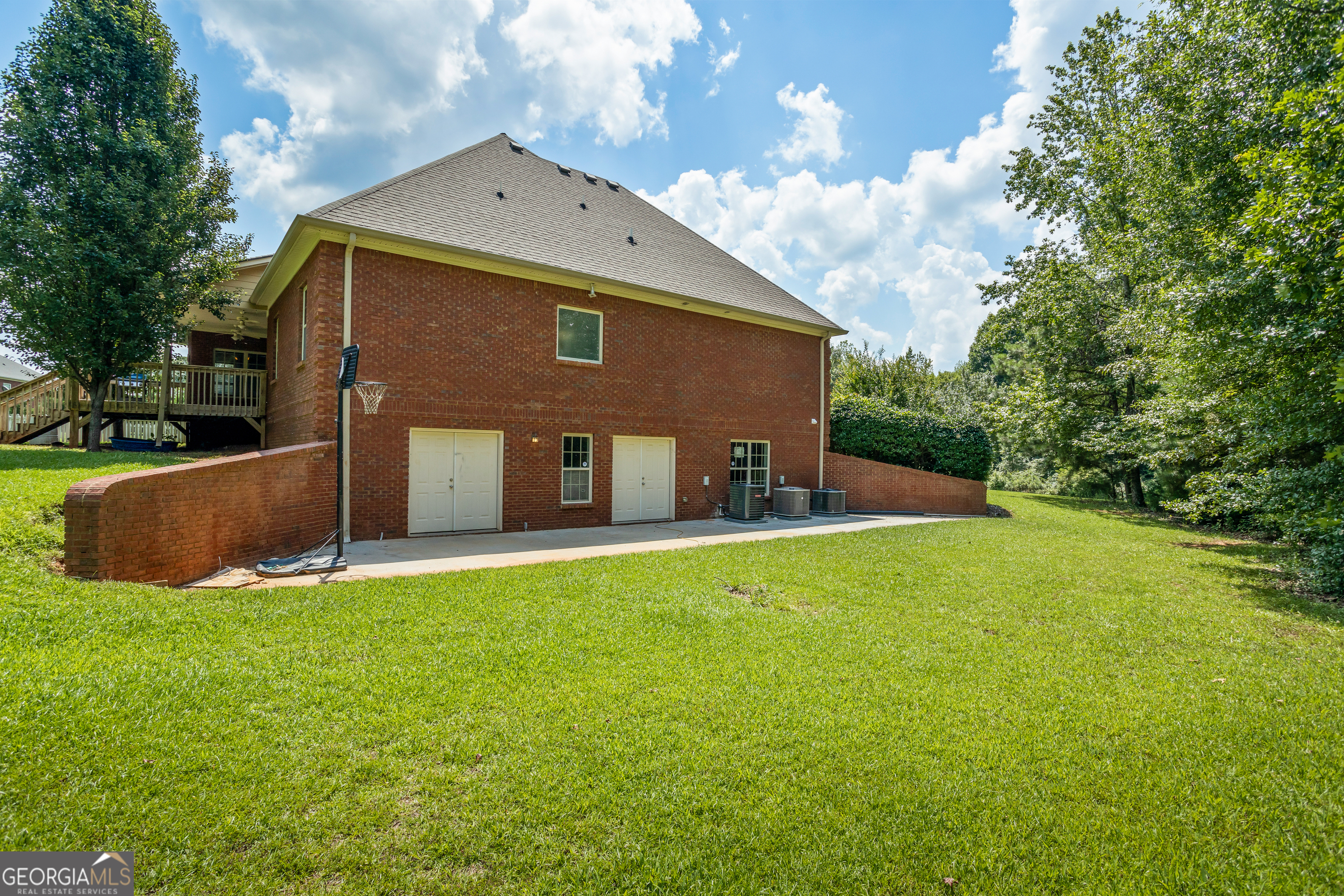 20 Woodlawn Springs Trail