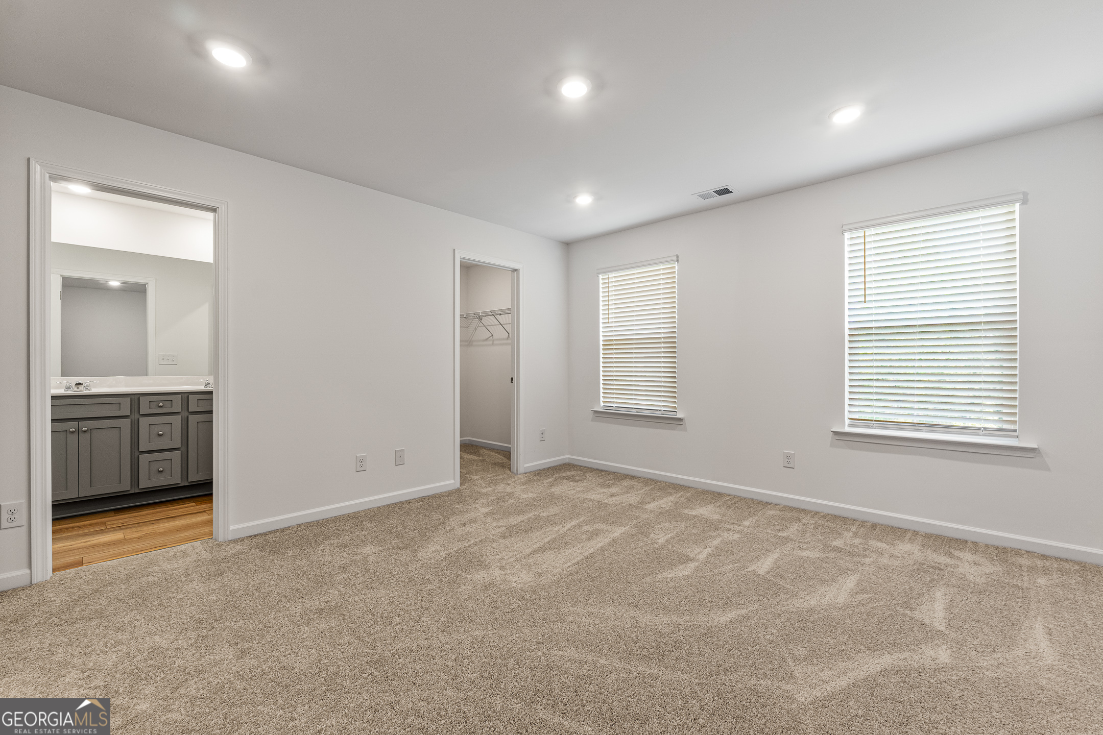 160 Hazel Dr