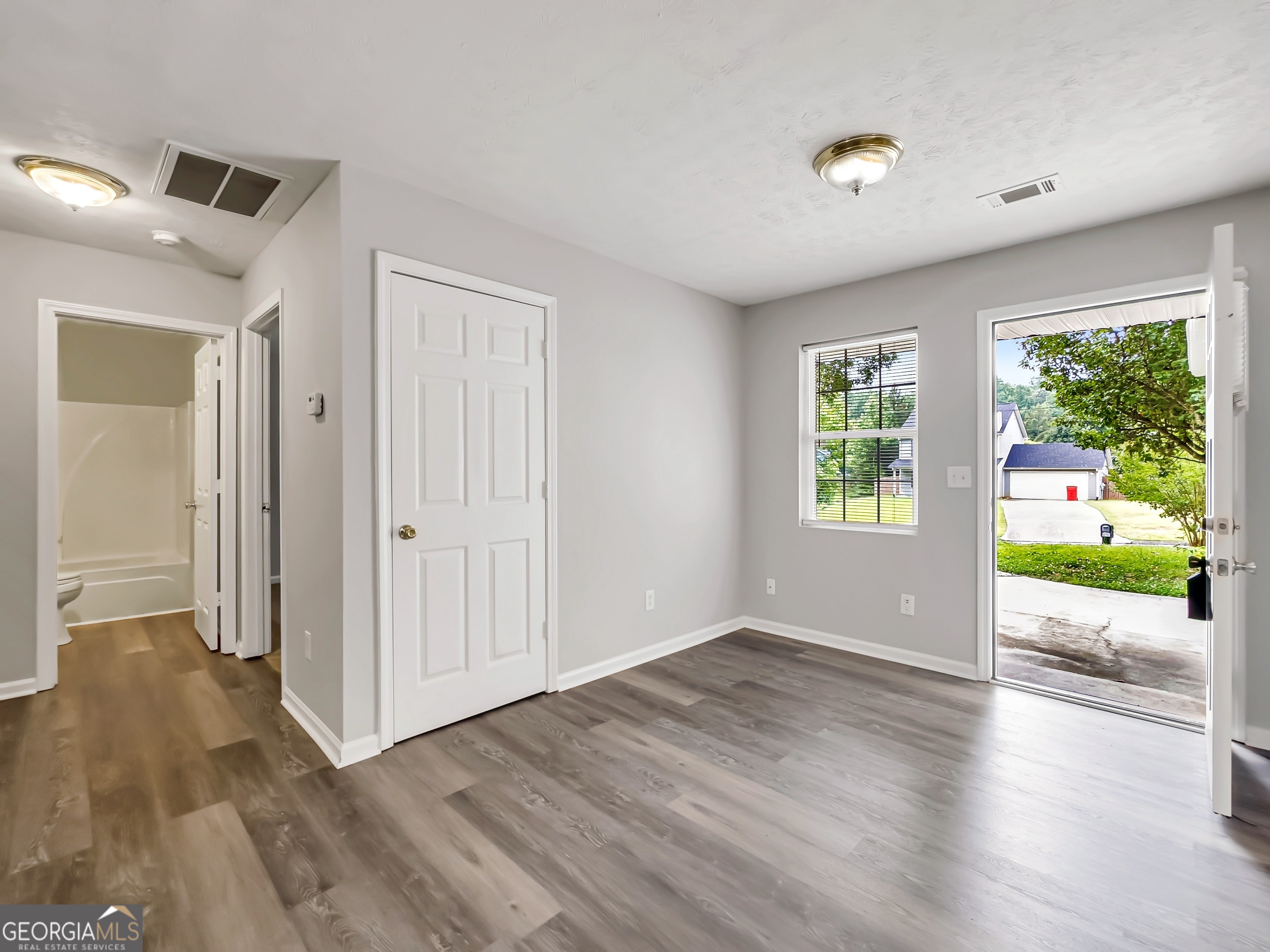 2039 Faith Cove