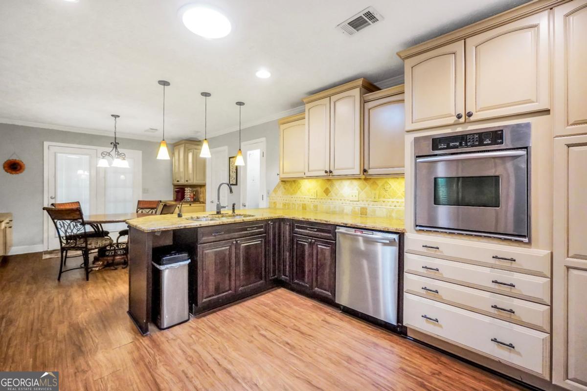 186 Ashley Drive