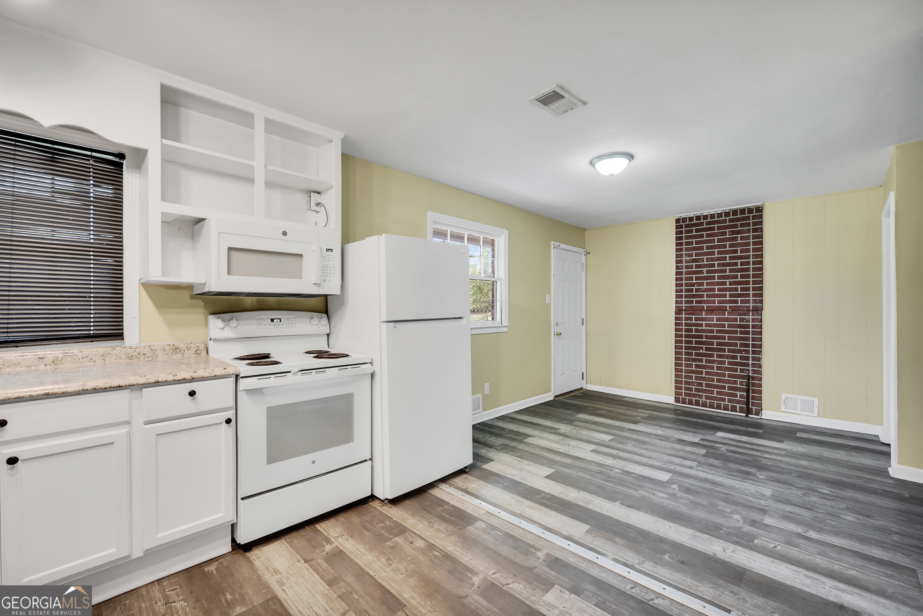 758 King Road