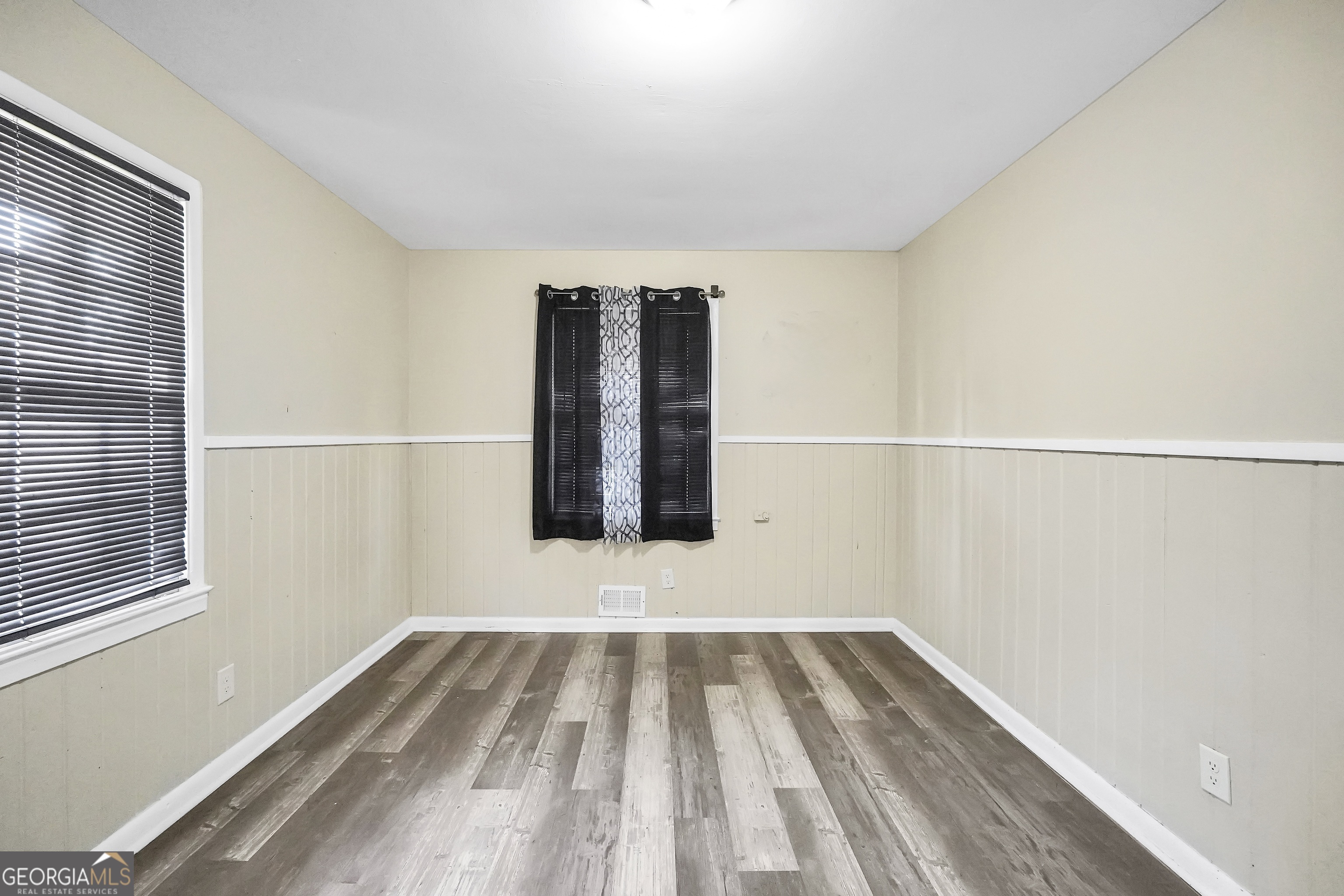 758 King Road