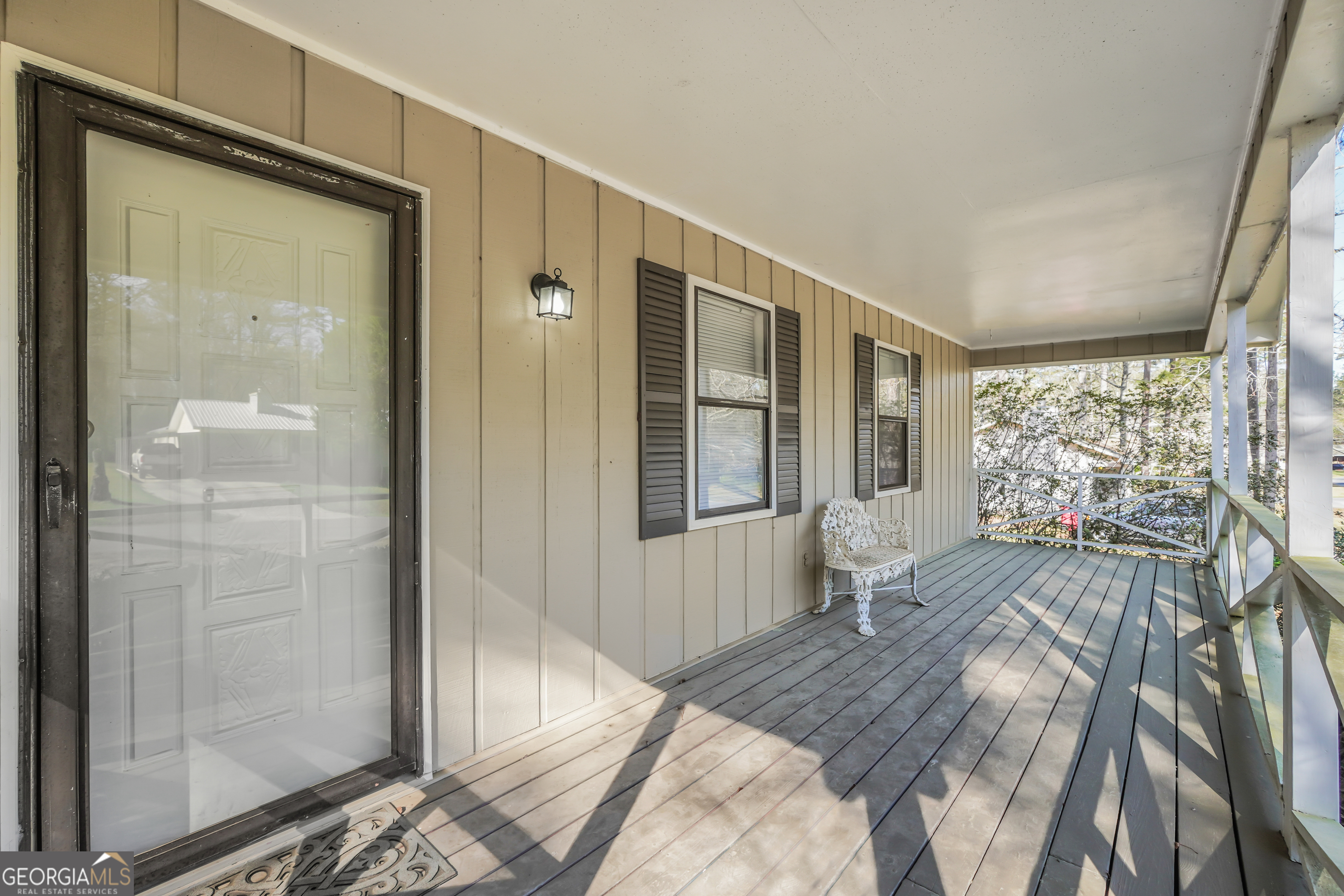 933 Chisholm Trail