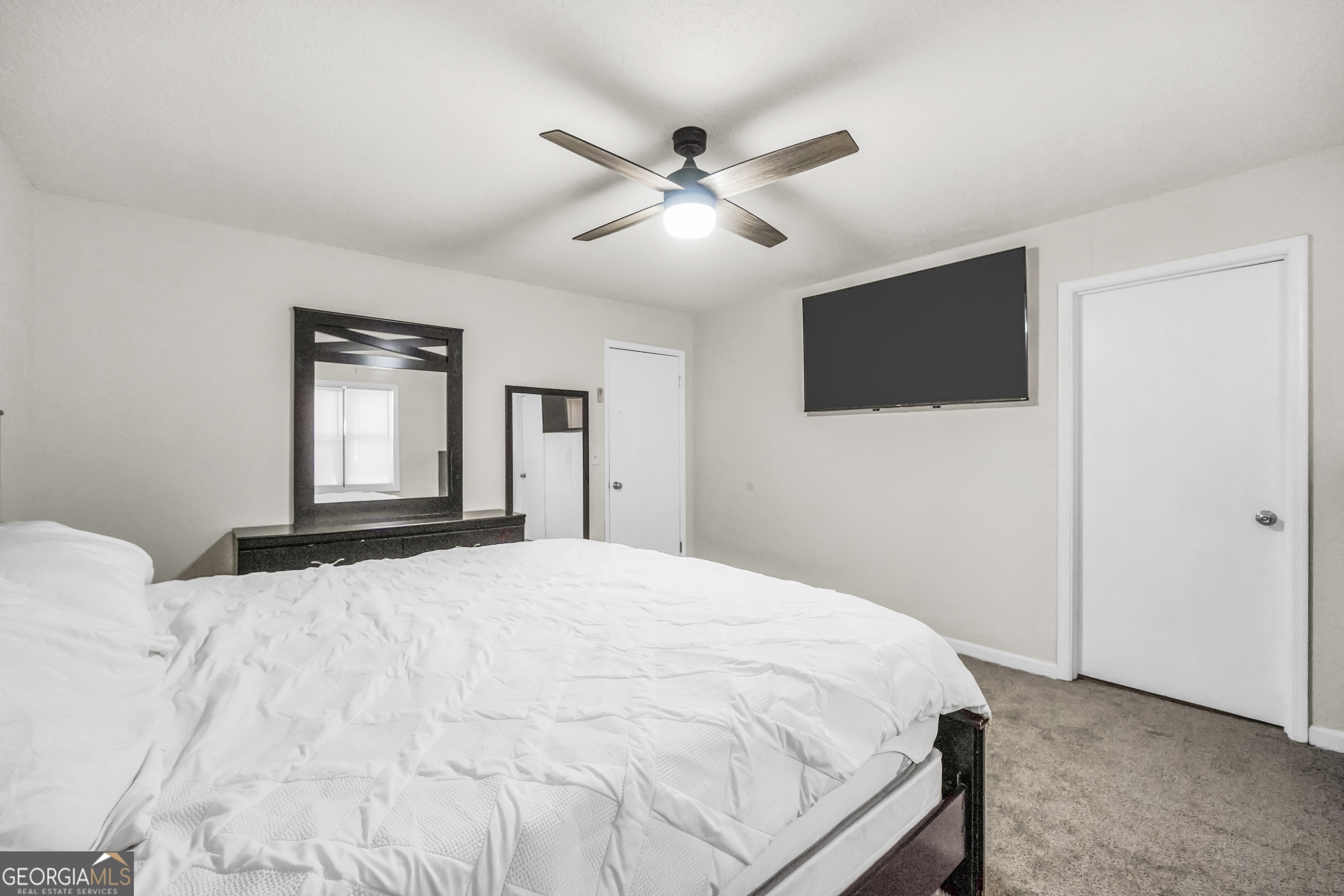 933 Chisholm Trail