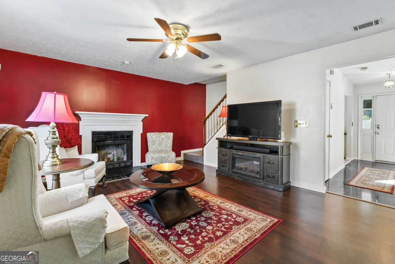 453 Camp Hill Lane
