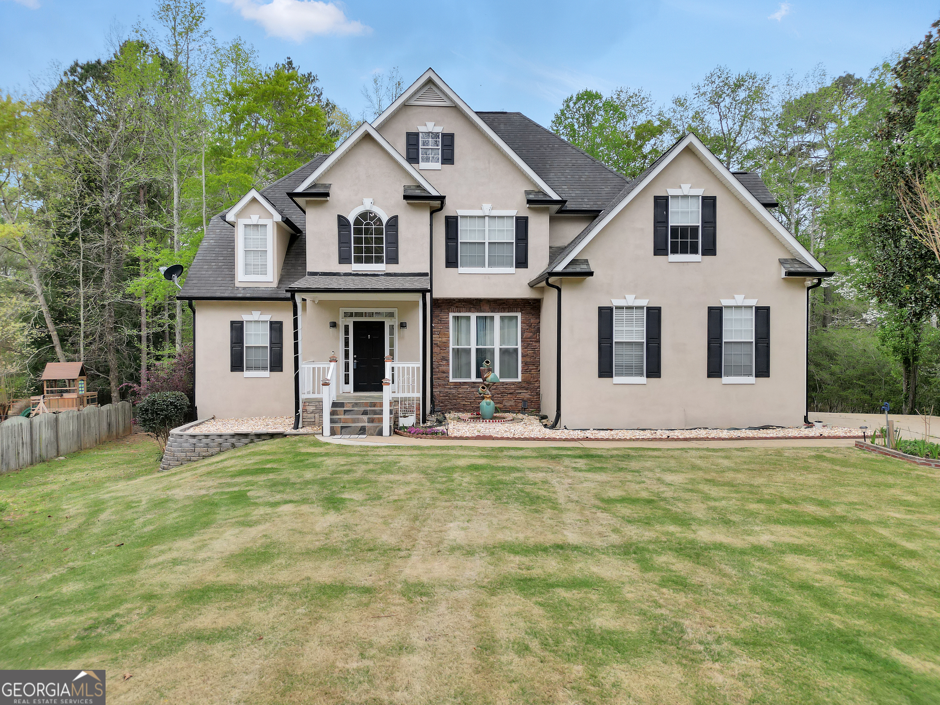 70 Barrington Farms Court