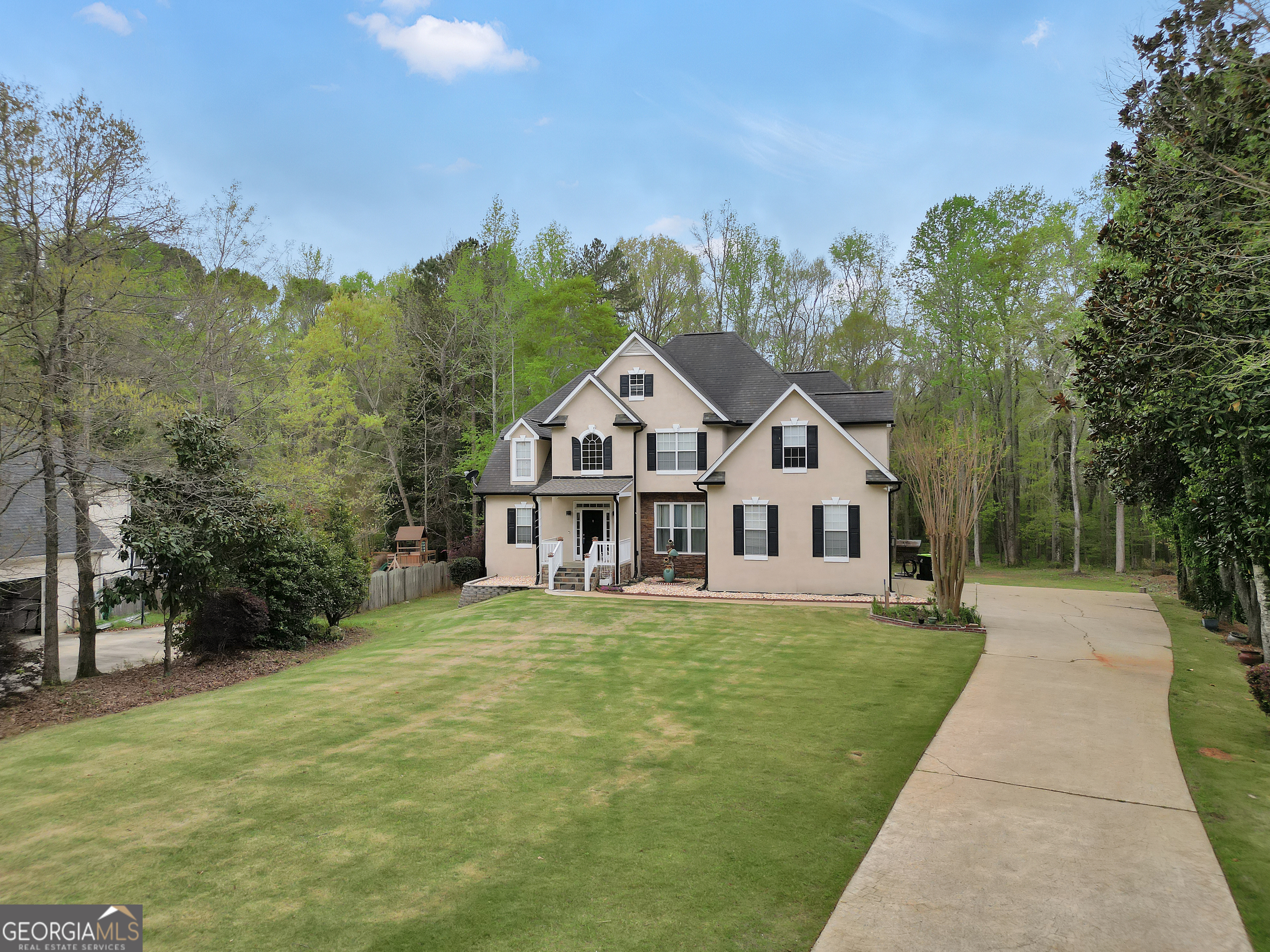70 Barrington Farms Court