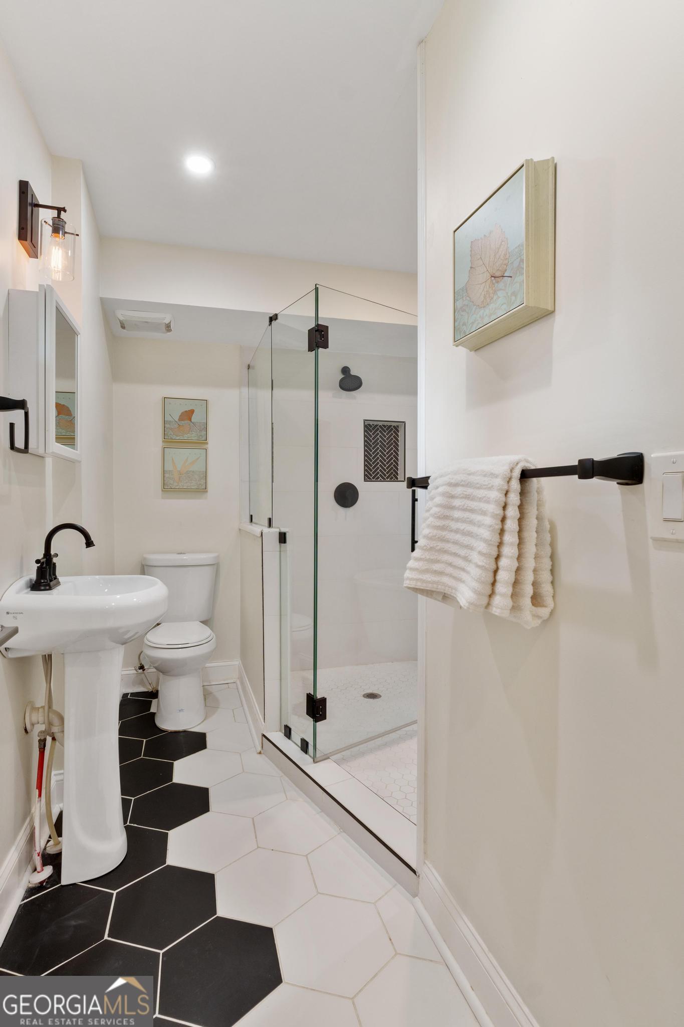 1869 Arkose Drive SE