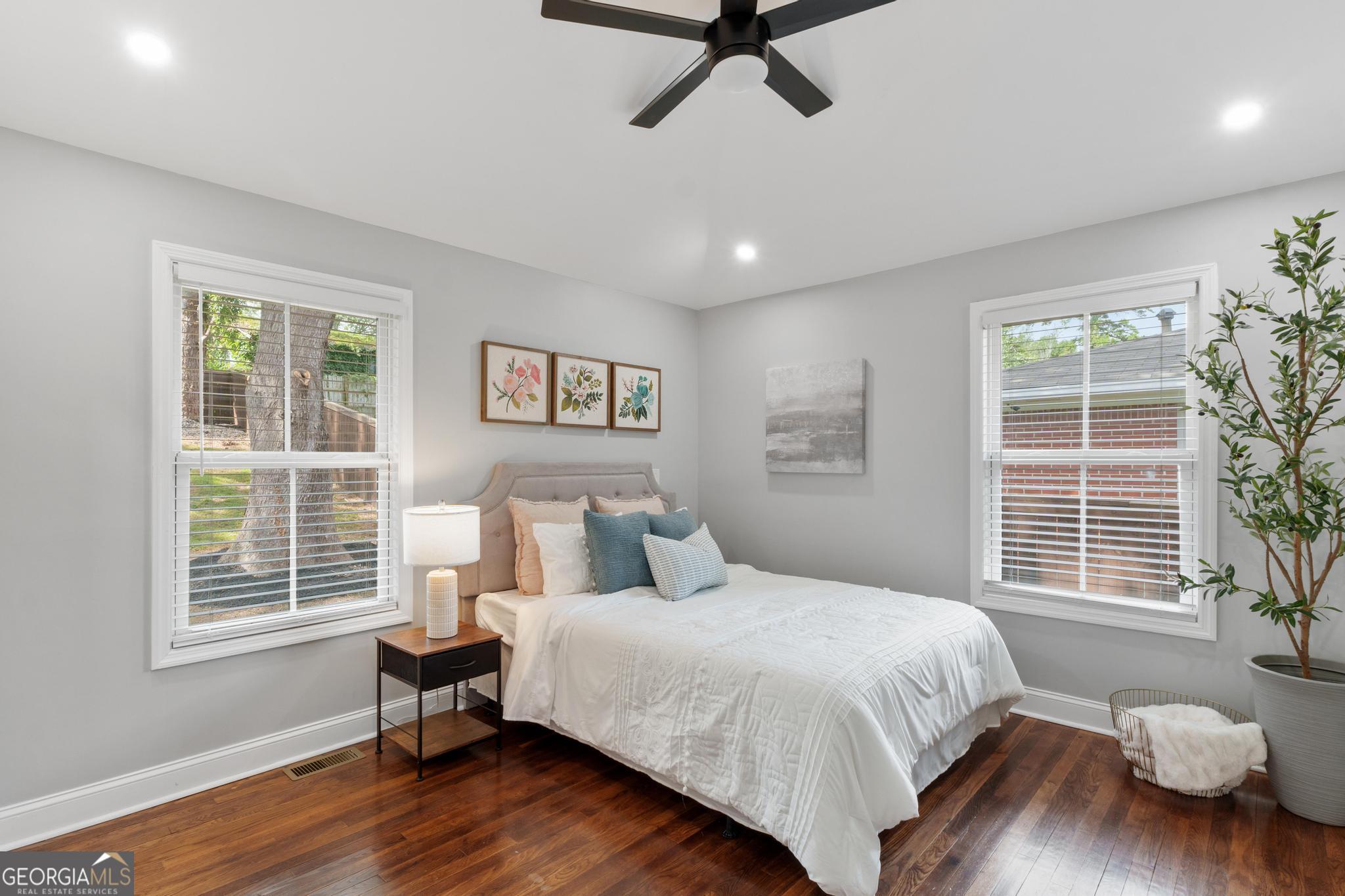 1869 Arkose Drive SE