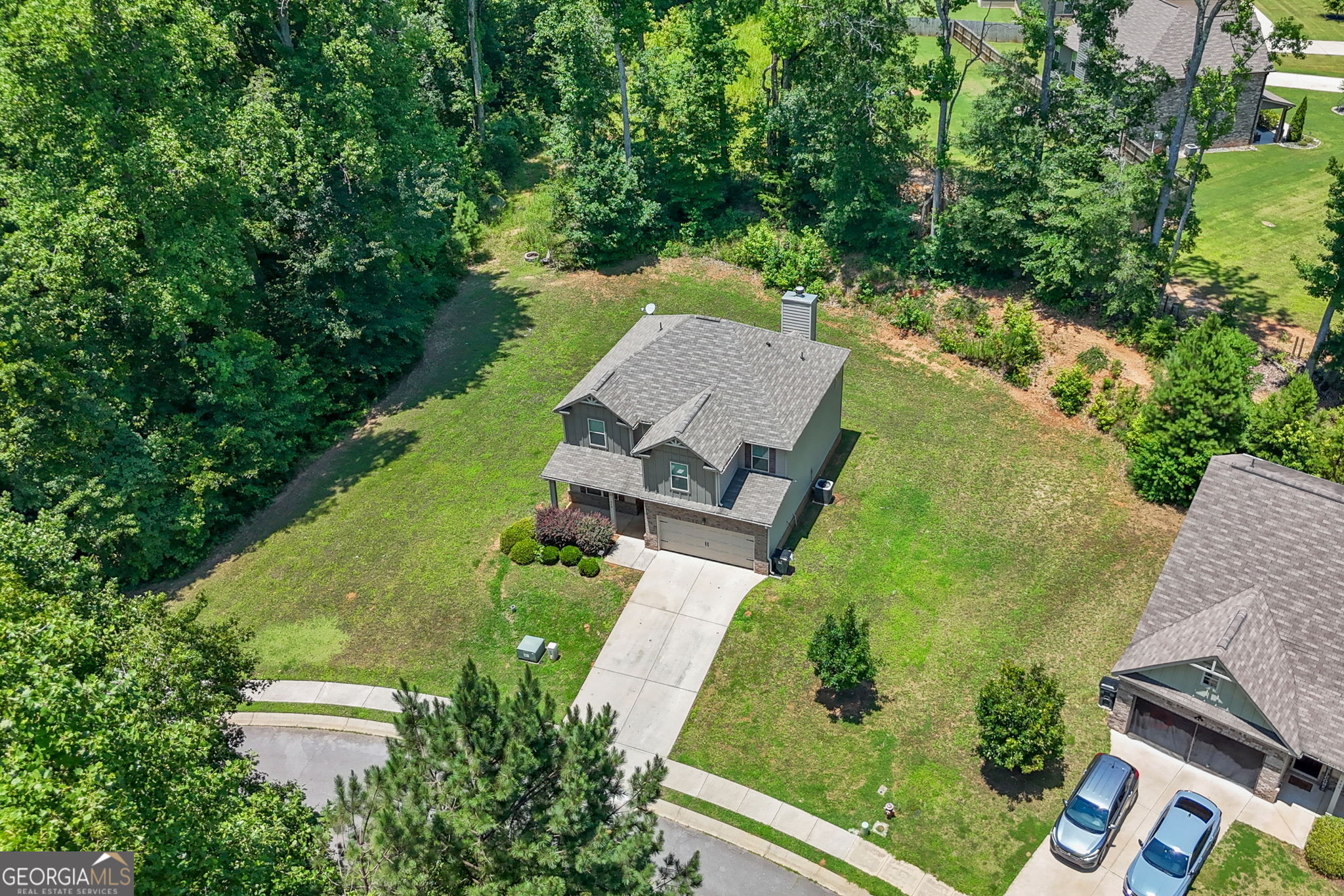 470 Louise Way