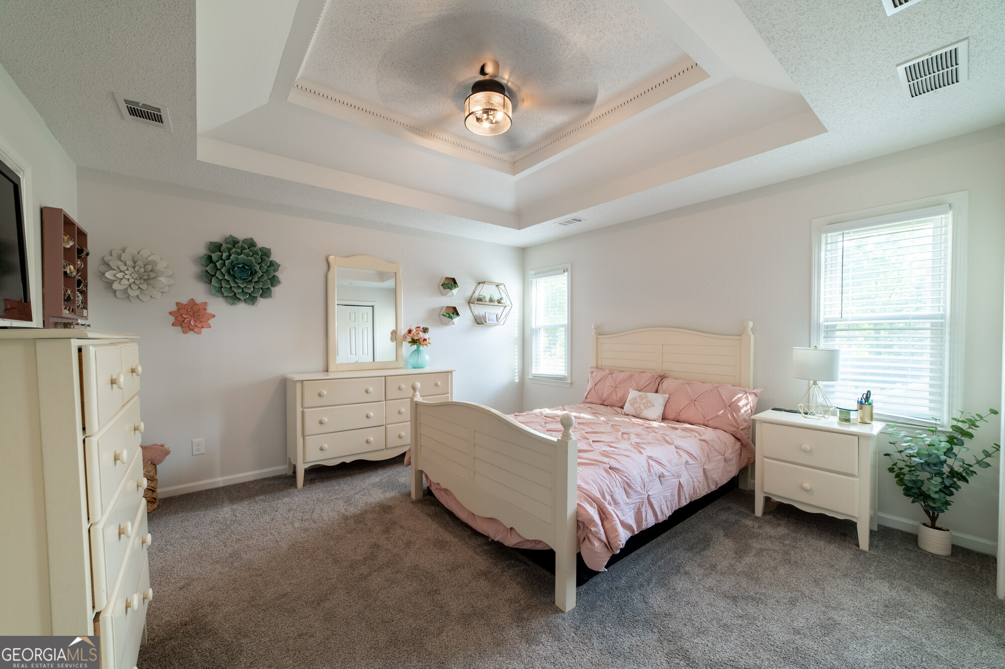 150 Oak Shores Drive