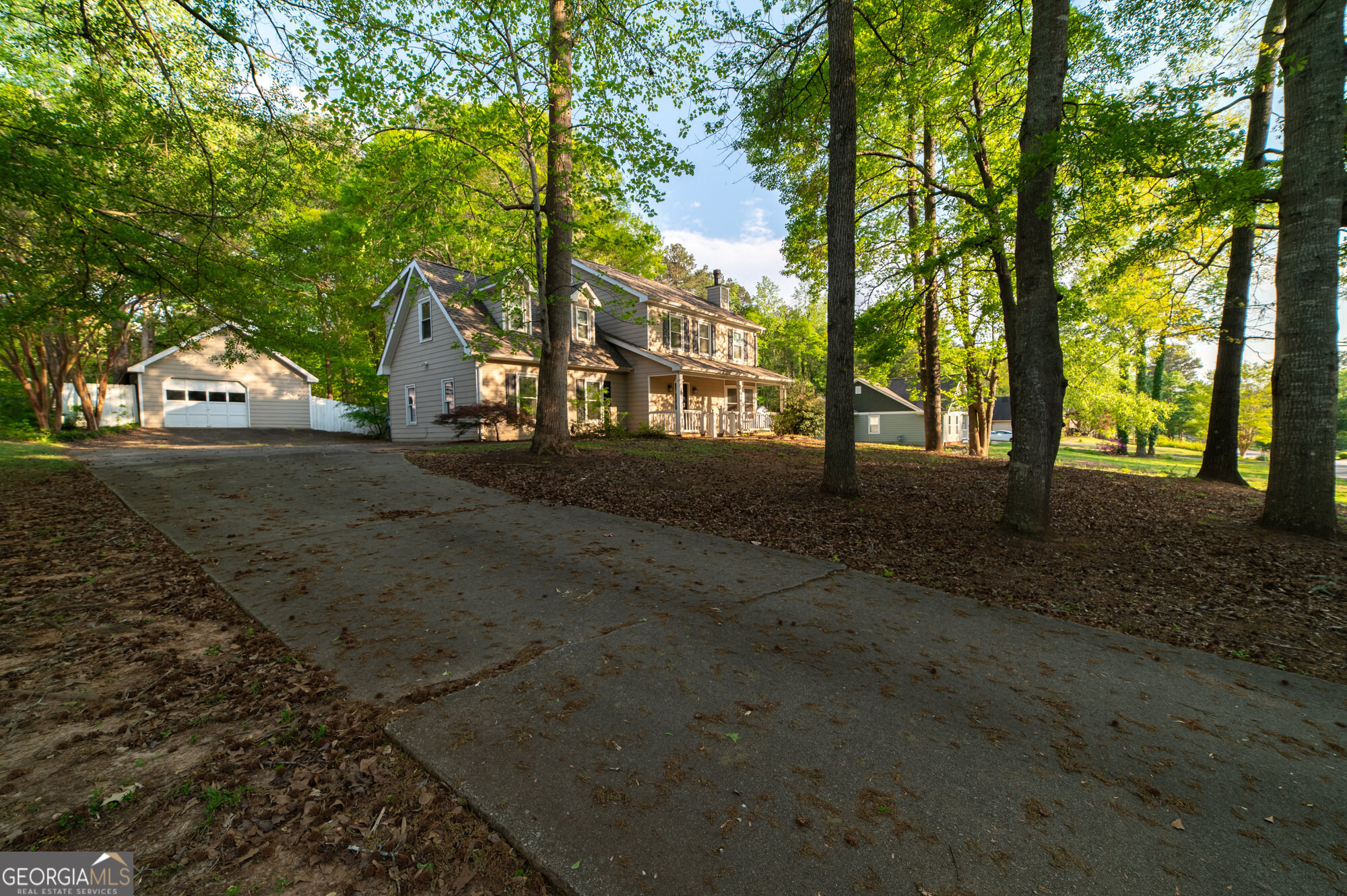 150 Oak Shores Drive