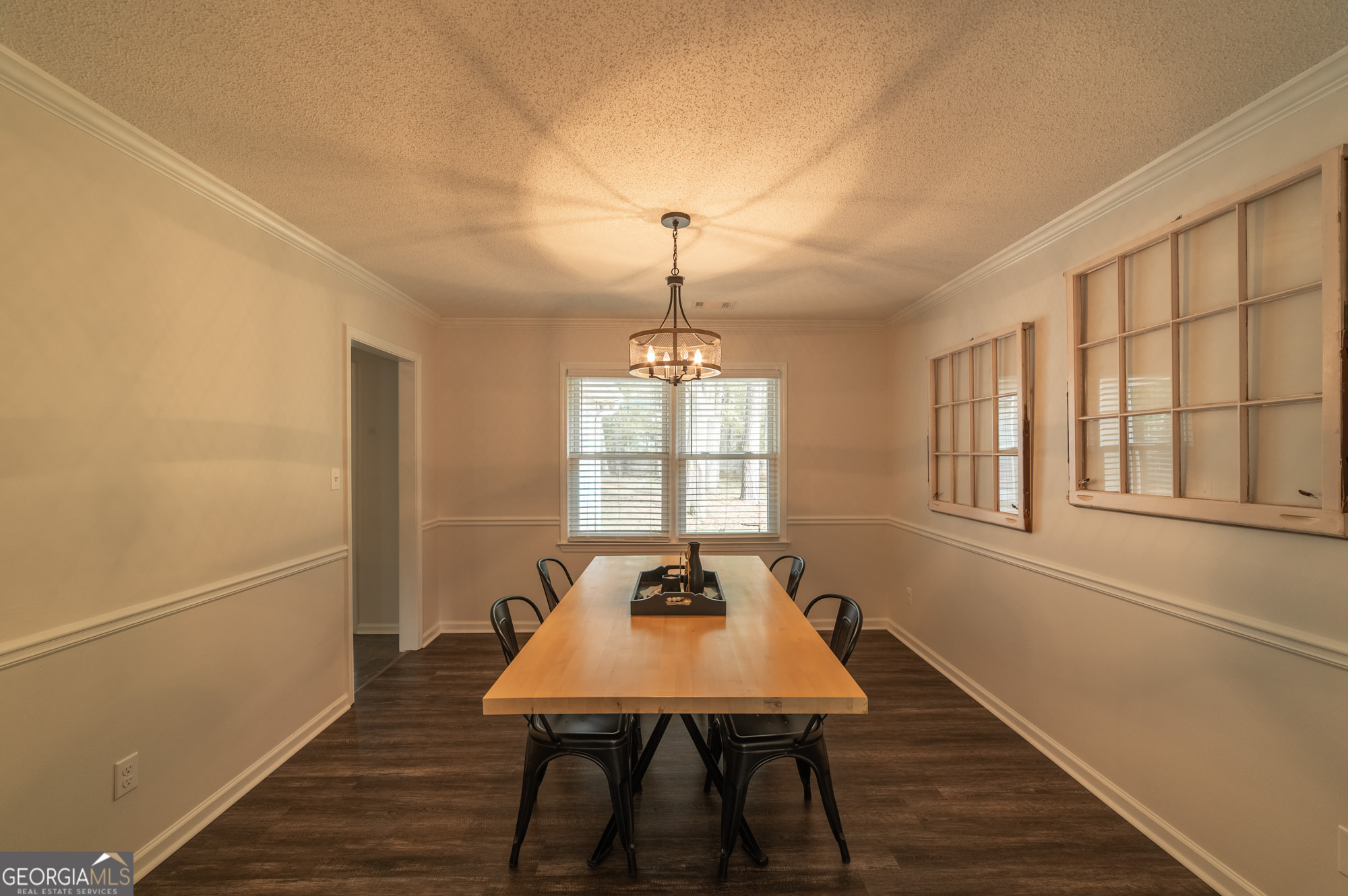150 Oak Shores Drive