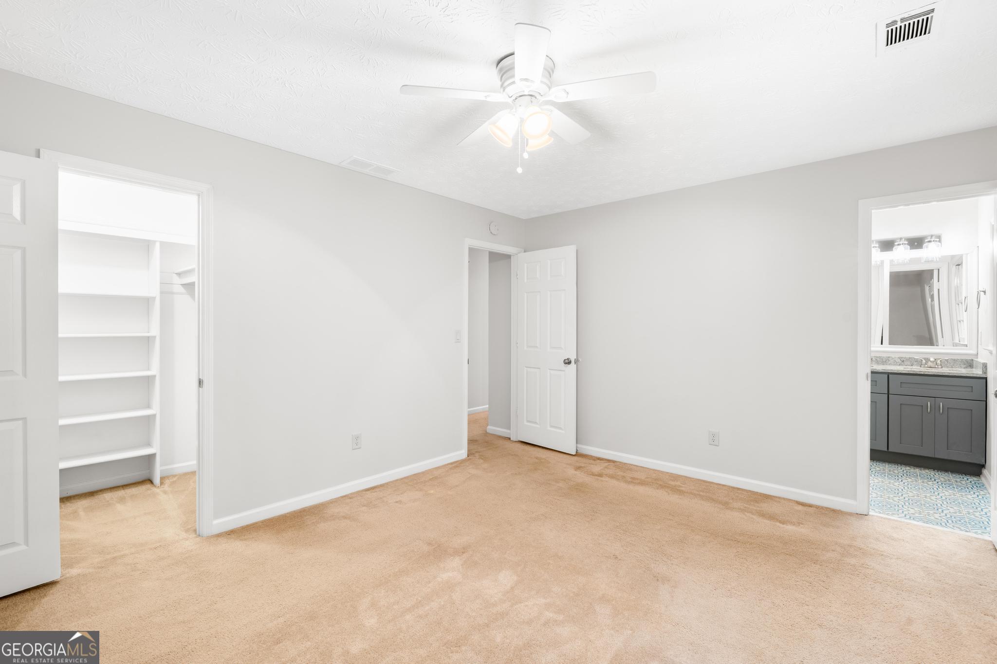 1917 Lake Ridge Court