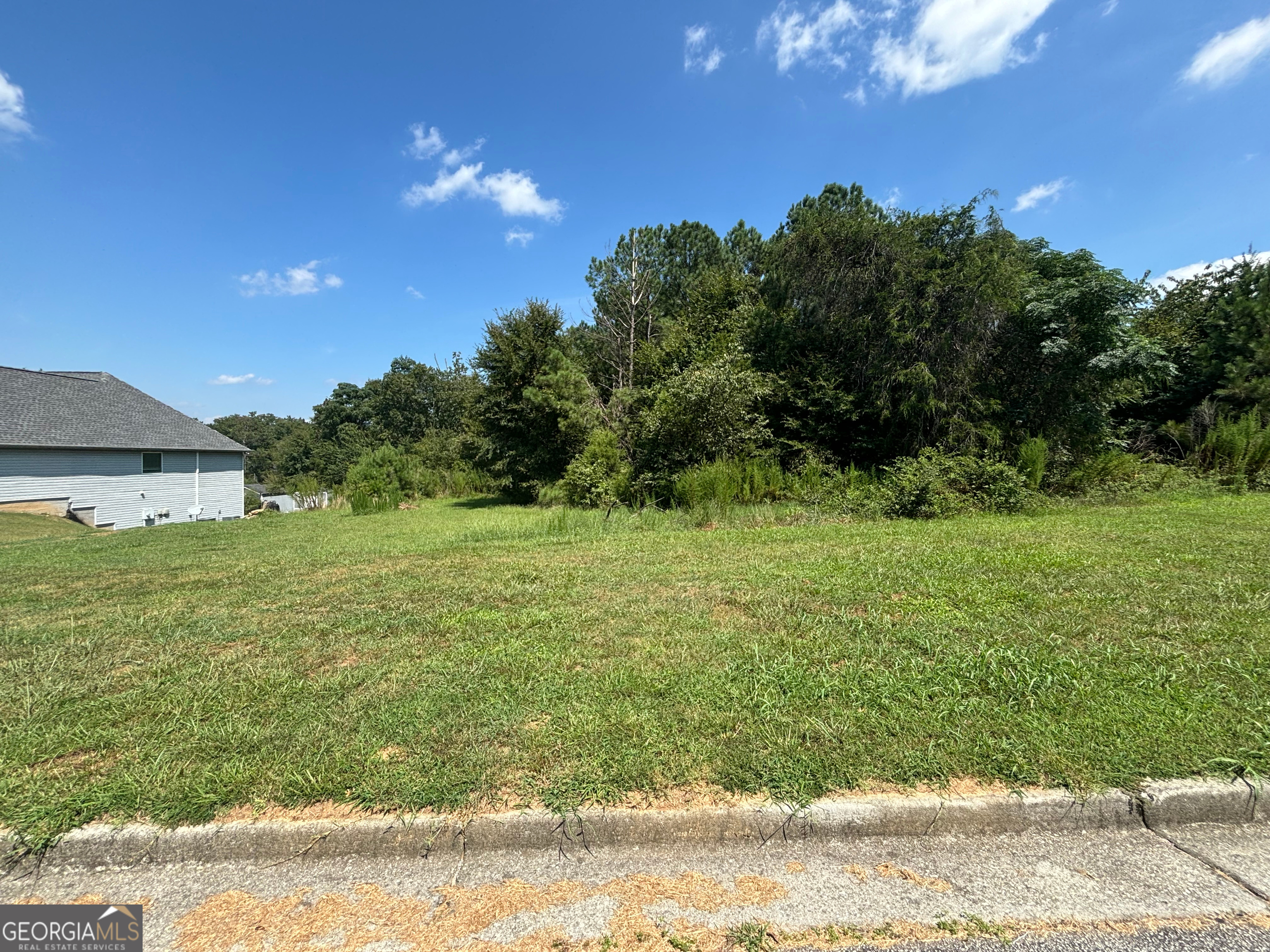 1968 Crescent Moon Drive NE