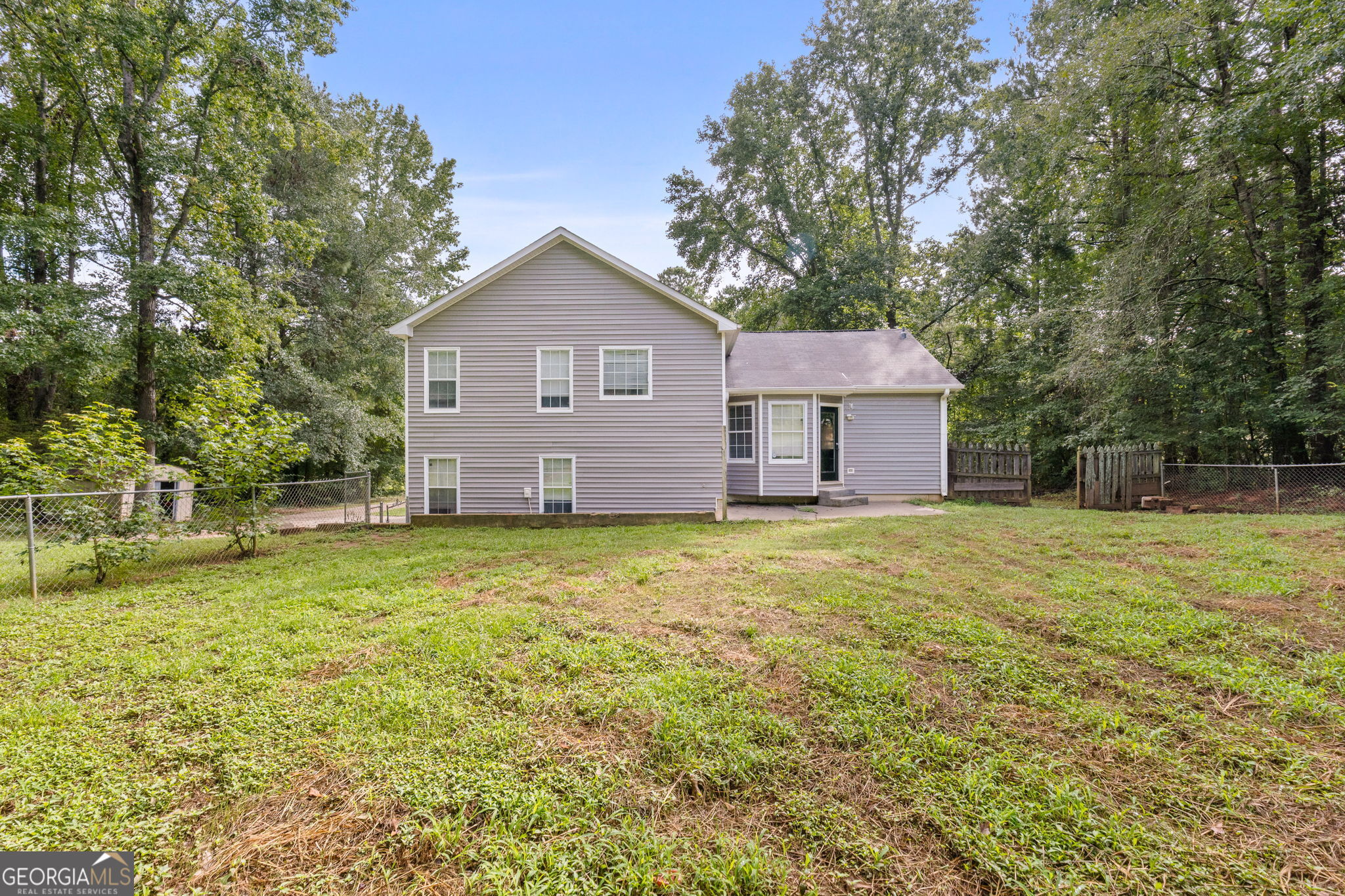 533 Grove Pointe Court