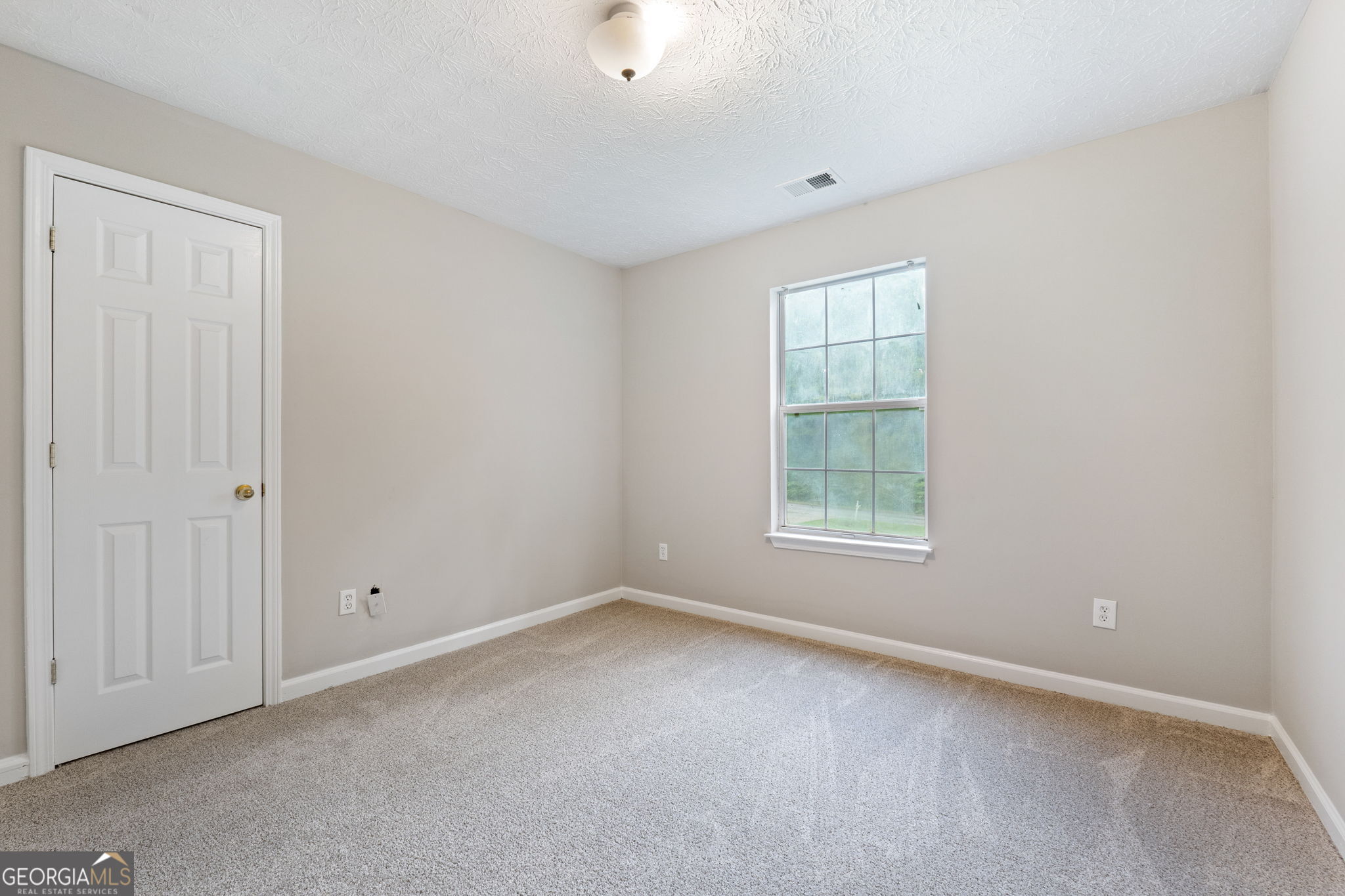 533 Grove Pointe Court