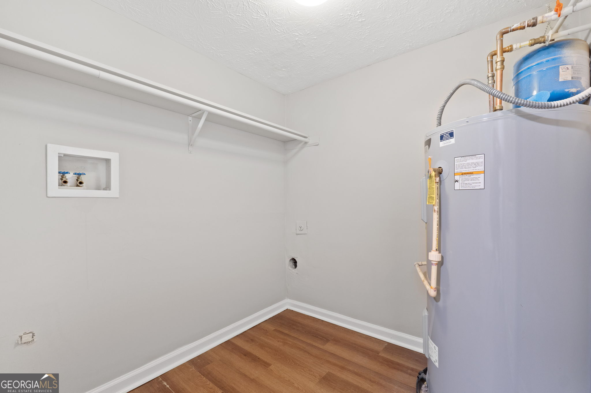 533 Grove Pointe Court