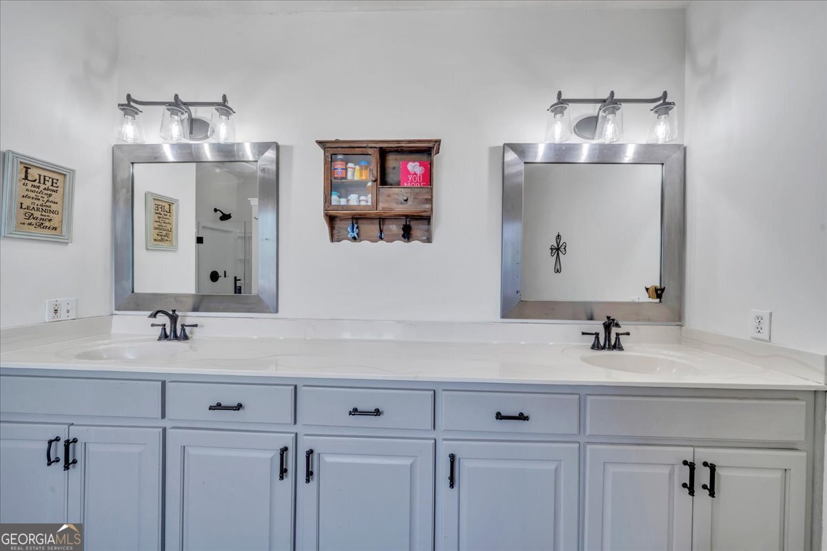 16 Little Collier Road