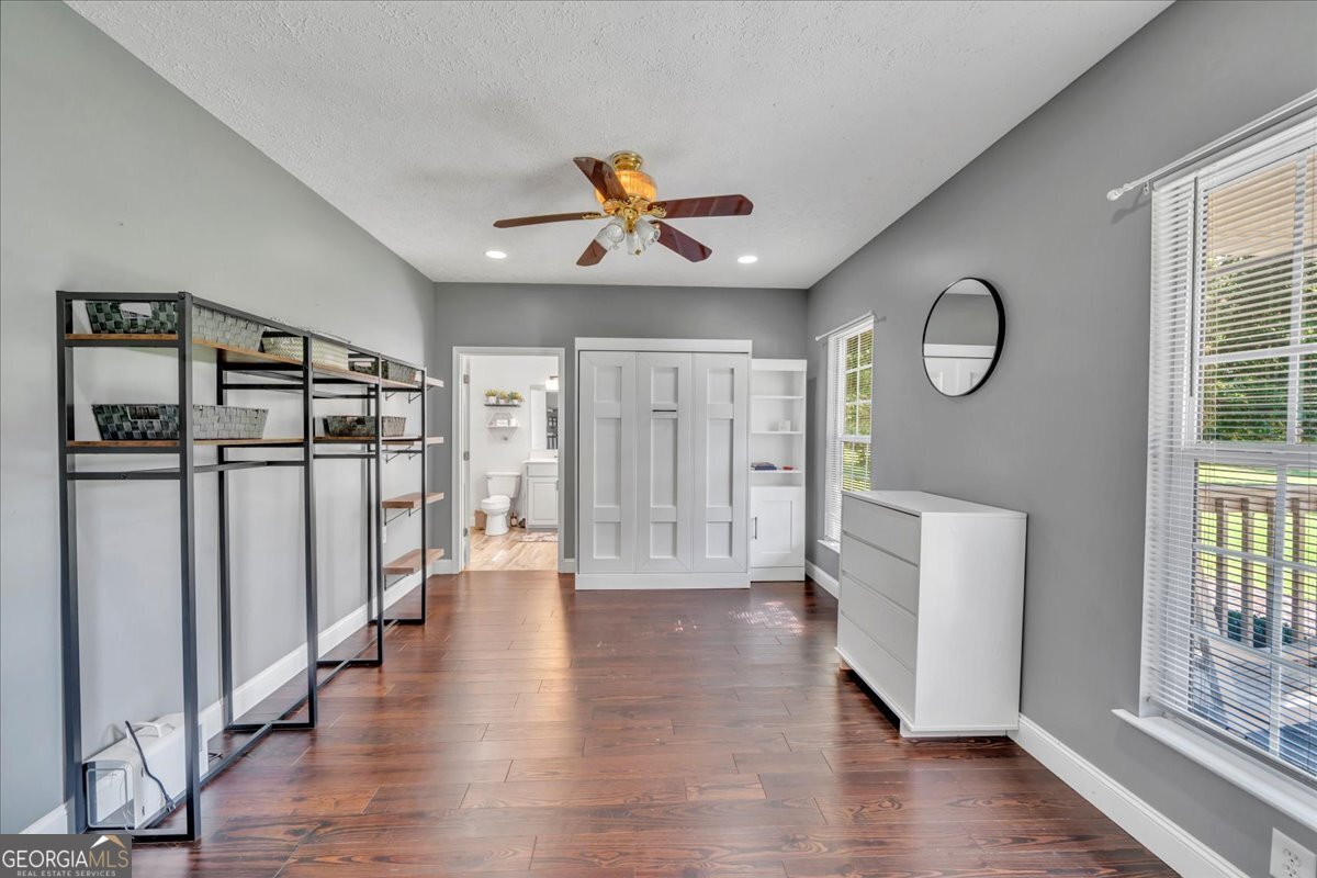 16 Little Collier Road