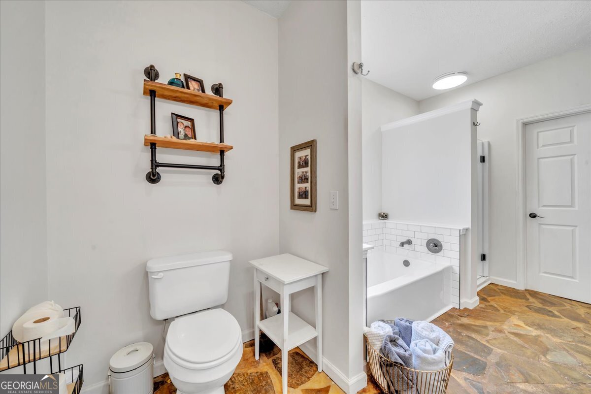 16 Little Collier Road