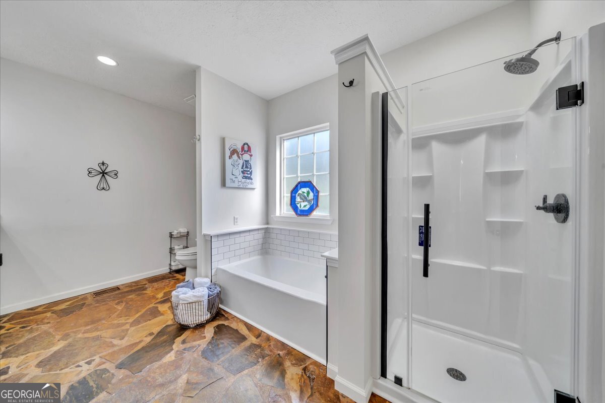 16 Little Collier Road