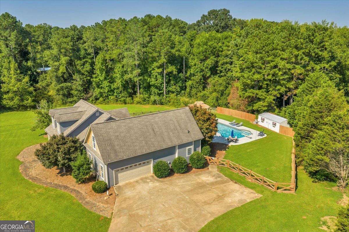 16 Little Collier Road