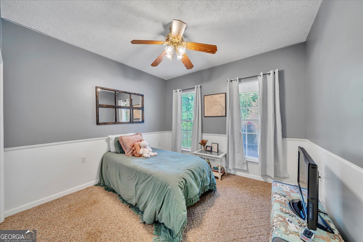 16 Little Collier Road