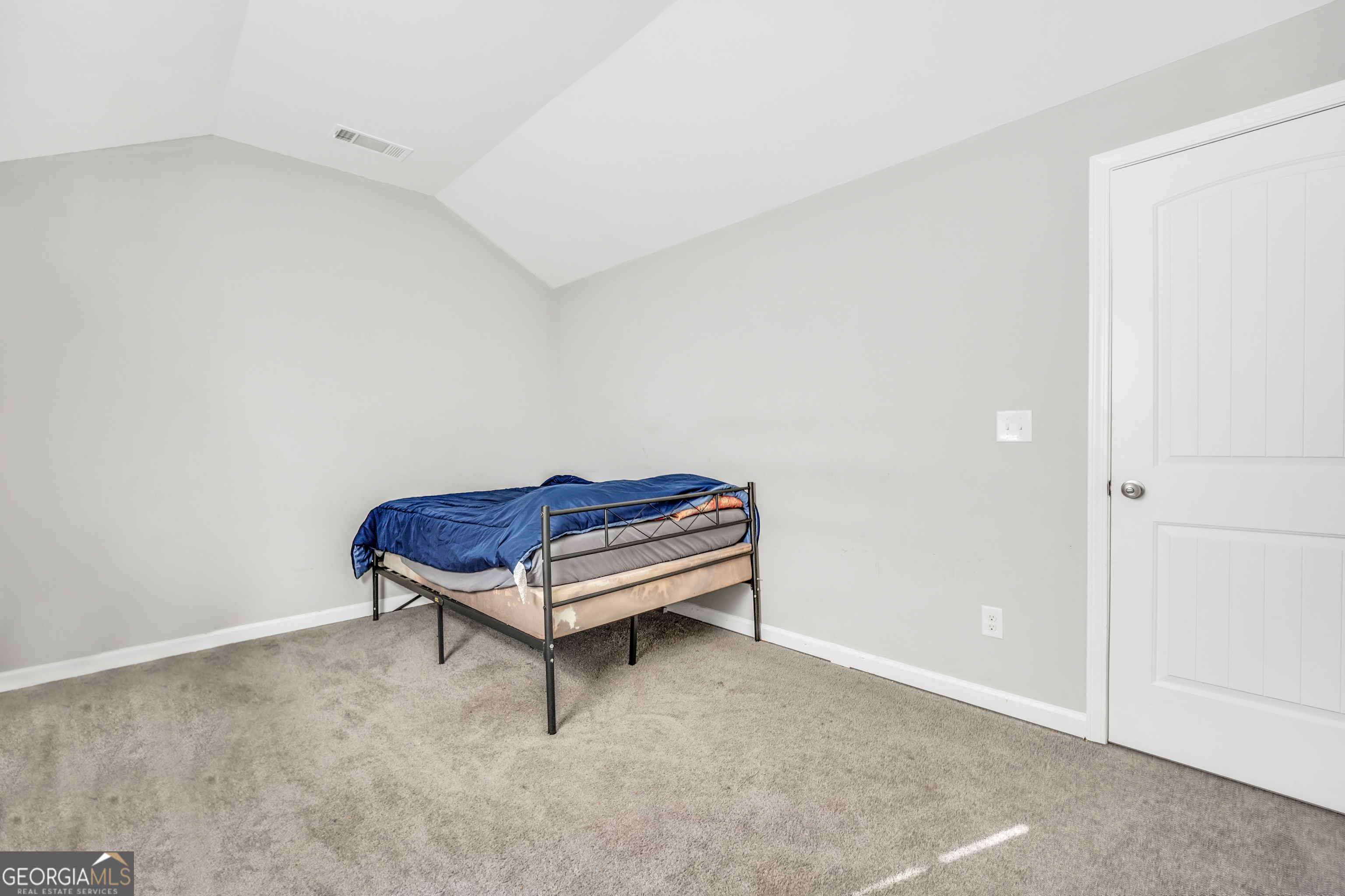 137 Kennedy Boulevard