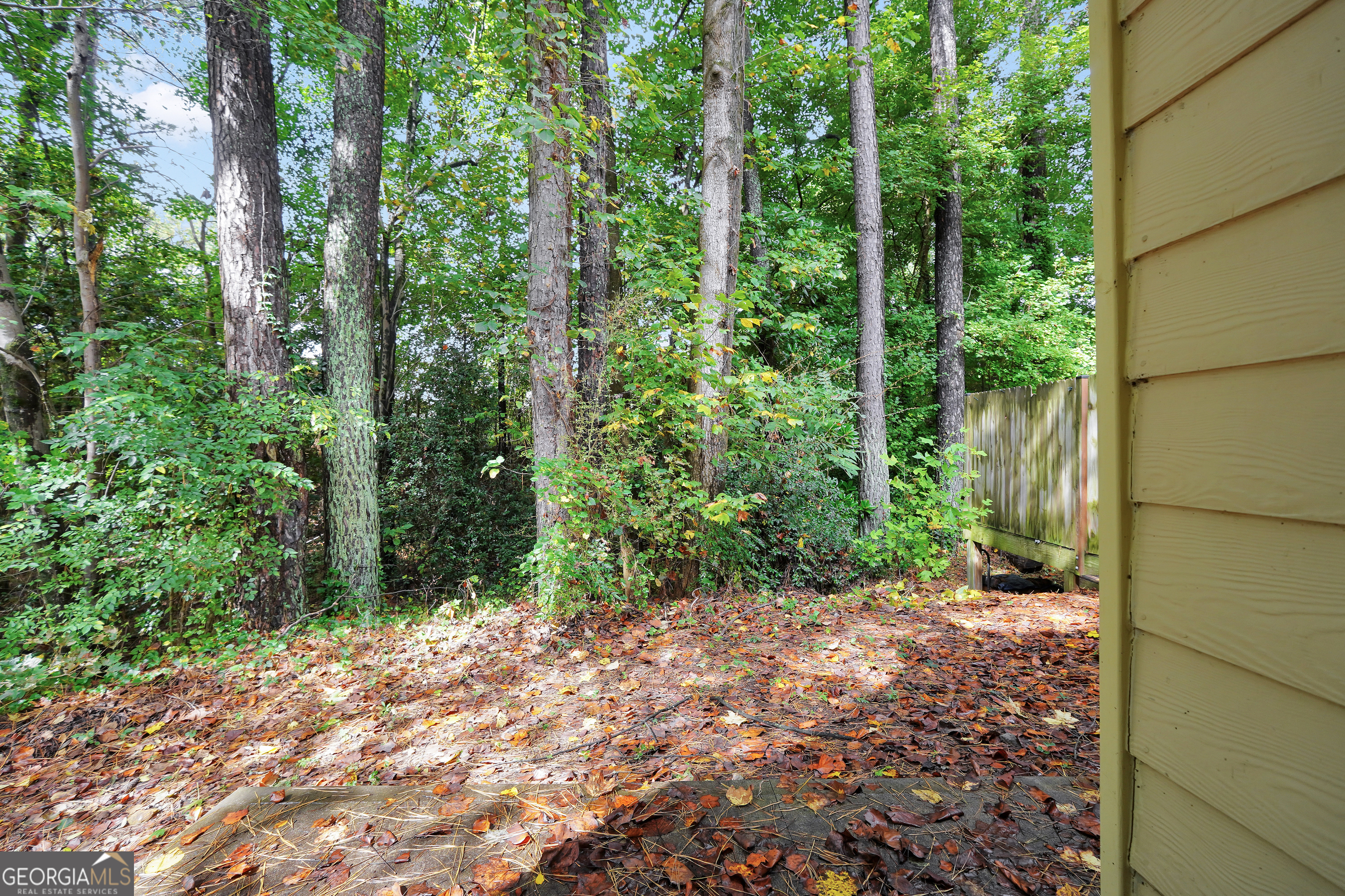 2813 New South Drive