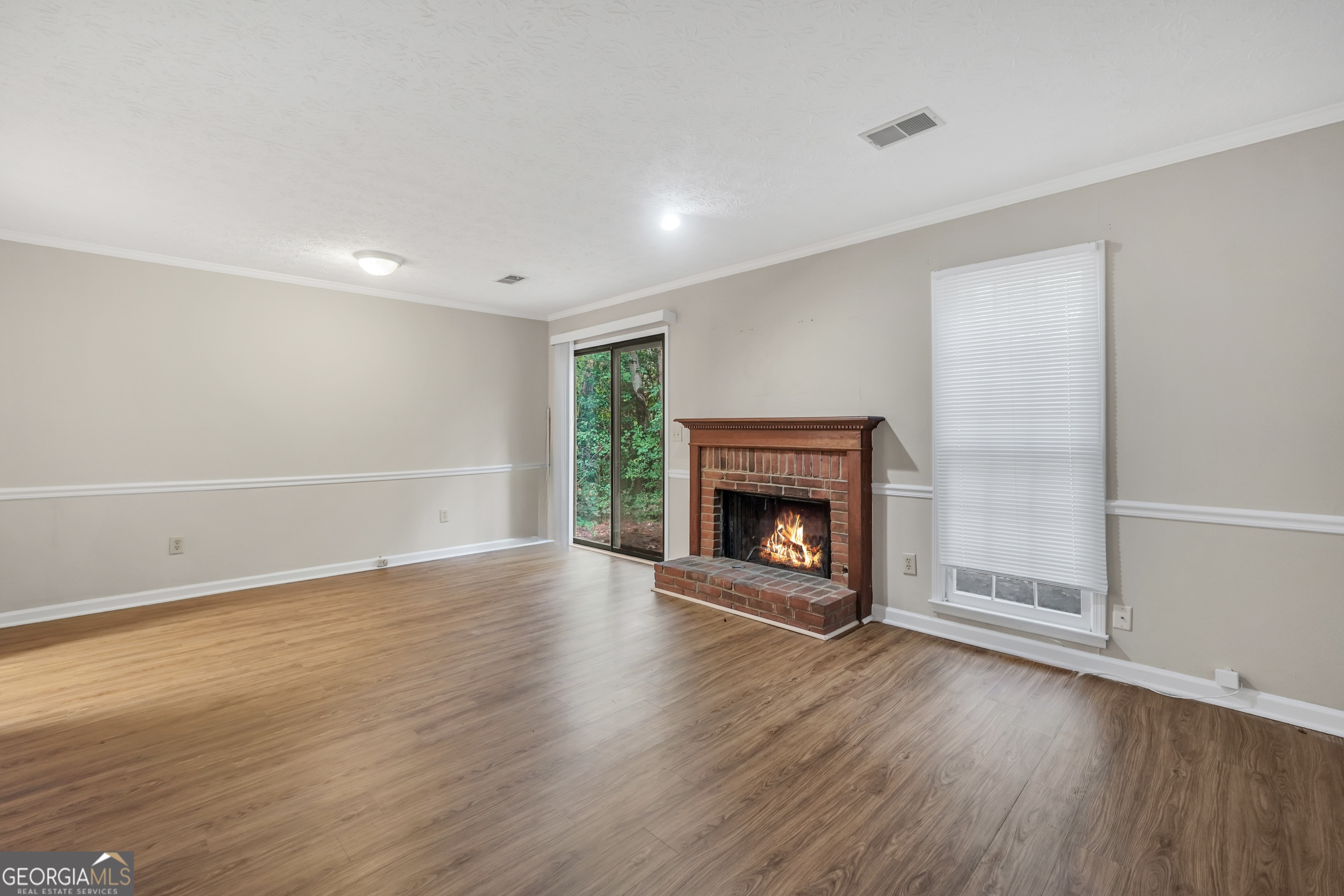 2813 New South Drive