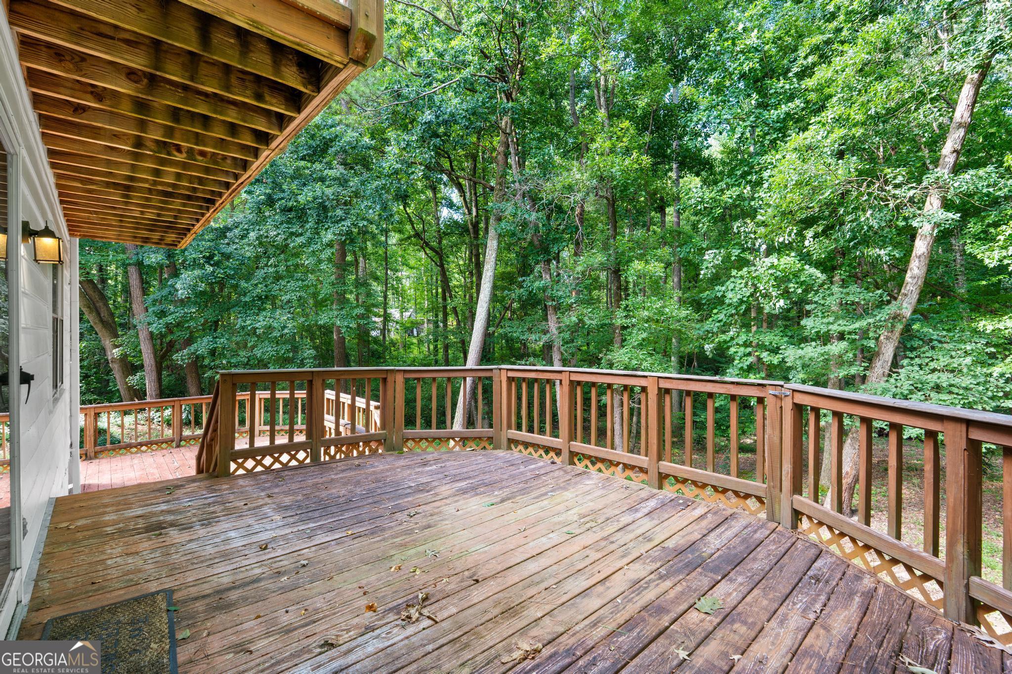 1917 Lake Ridge Court