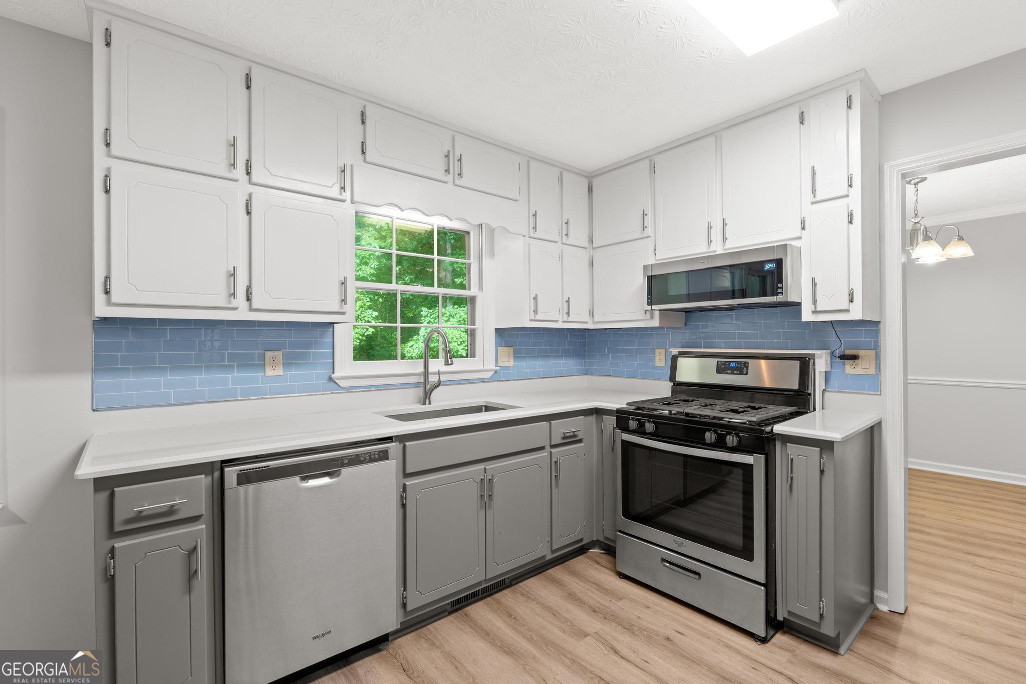 1917 Lake Ridge Court