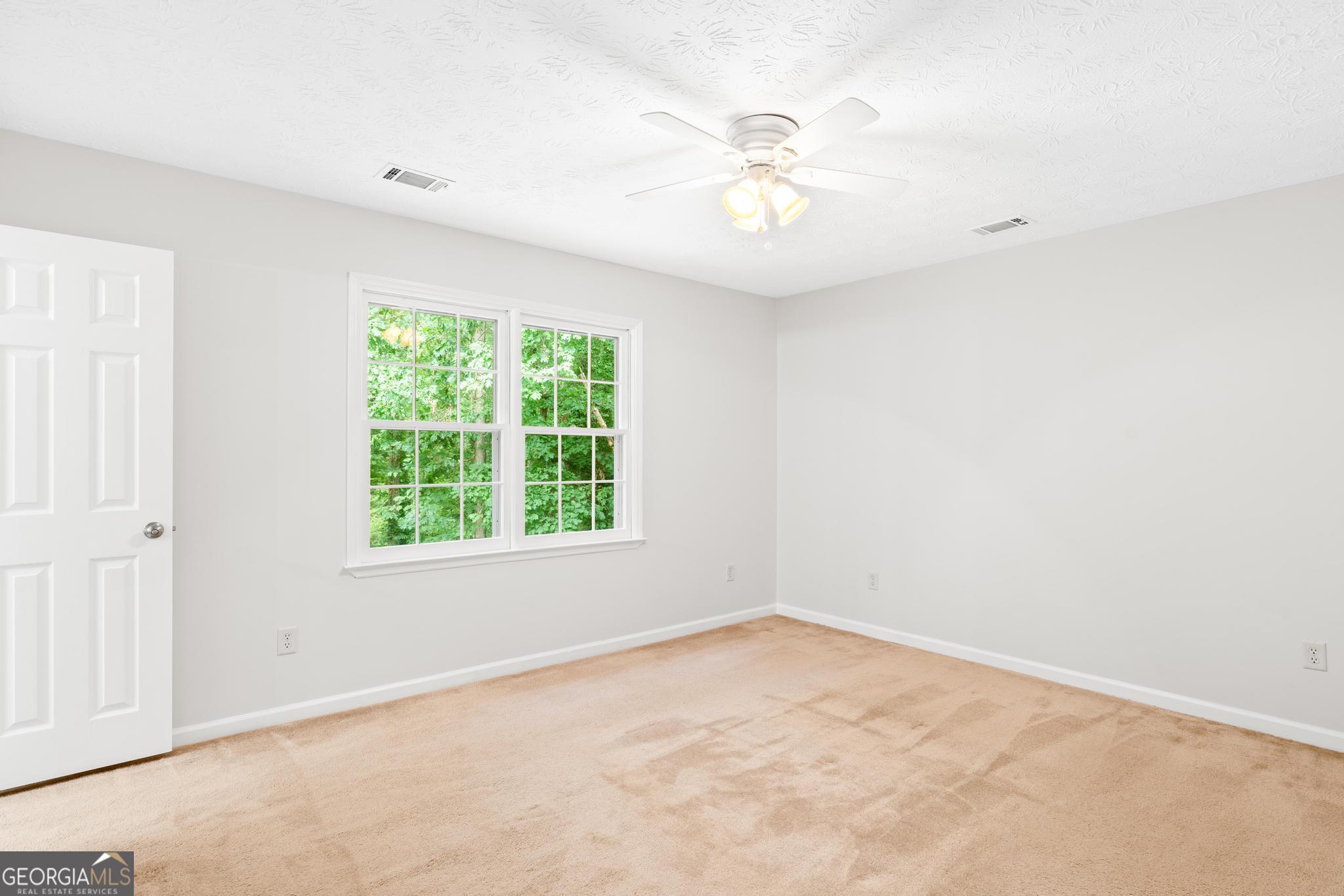 1917 Lake Ridge Court