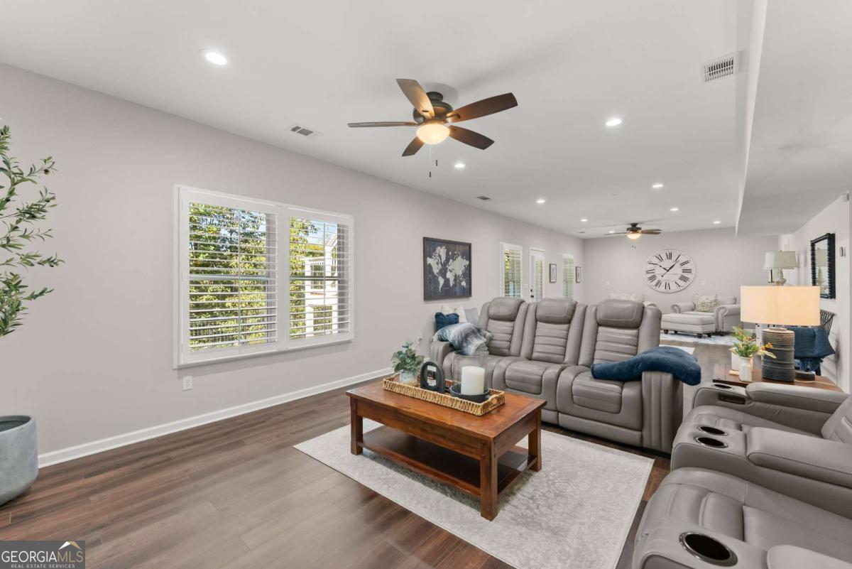 7123 Lake Edge Drive