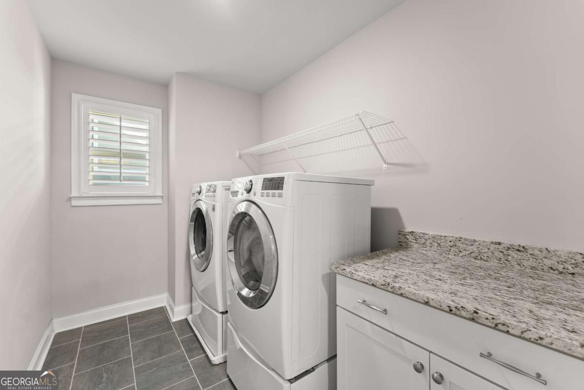 7123 Lake Edge Drive