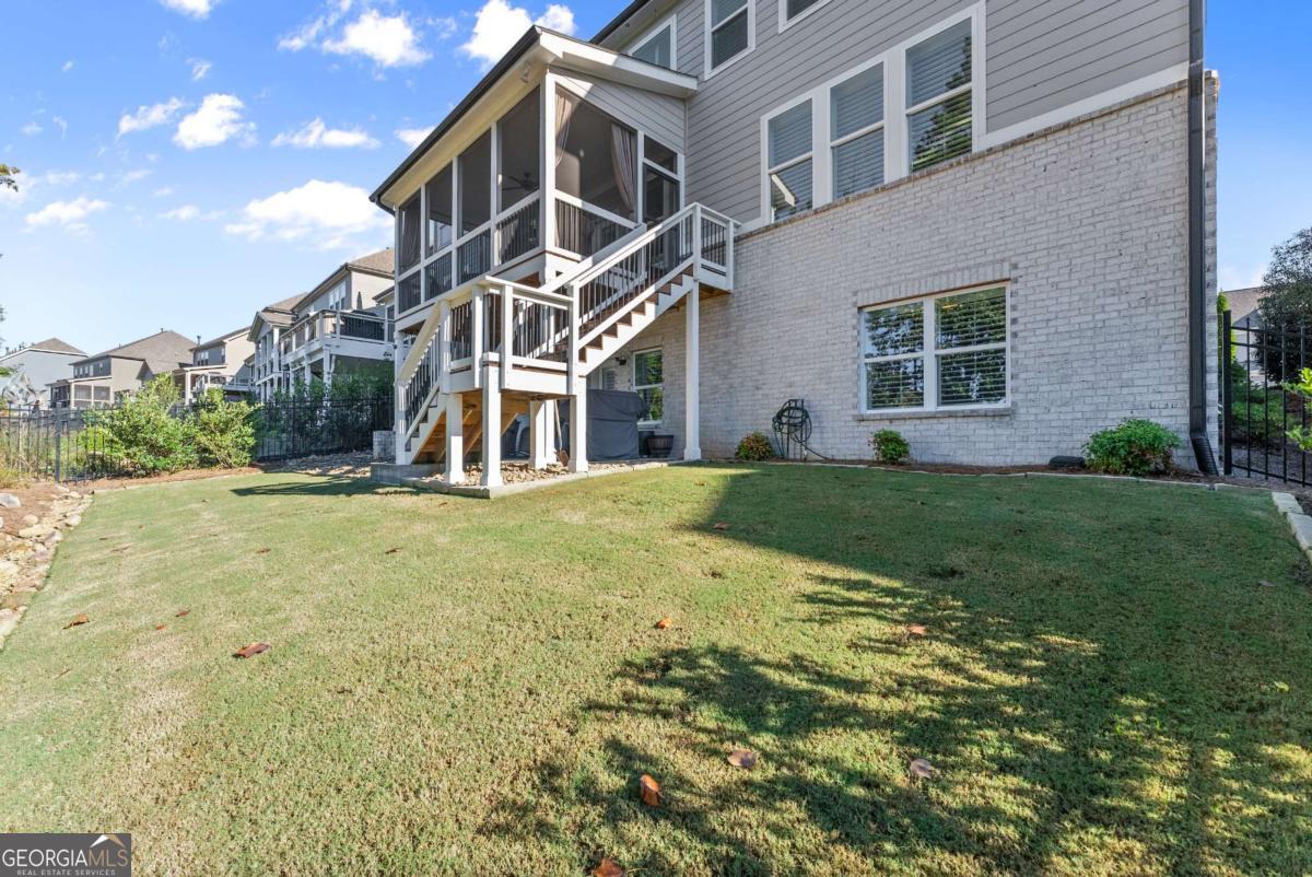 7123 Lake Edge Drive