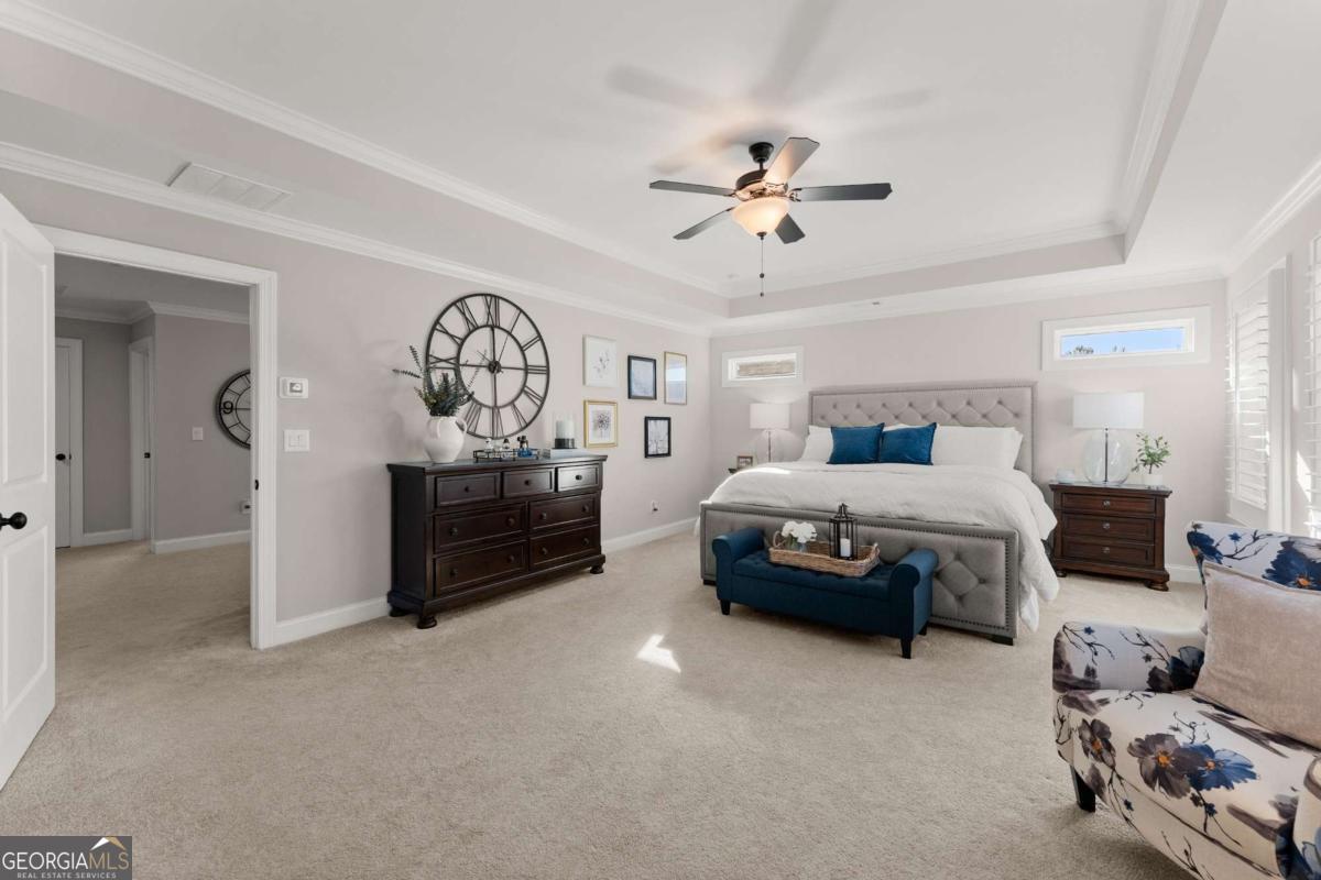 7123 Lake Edge Drive