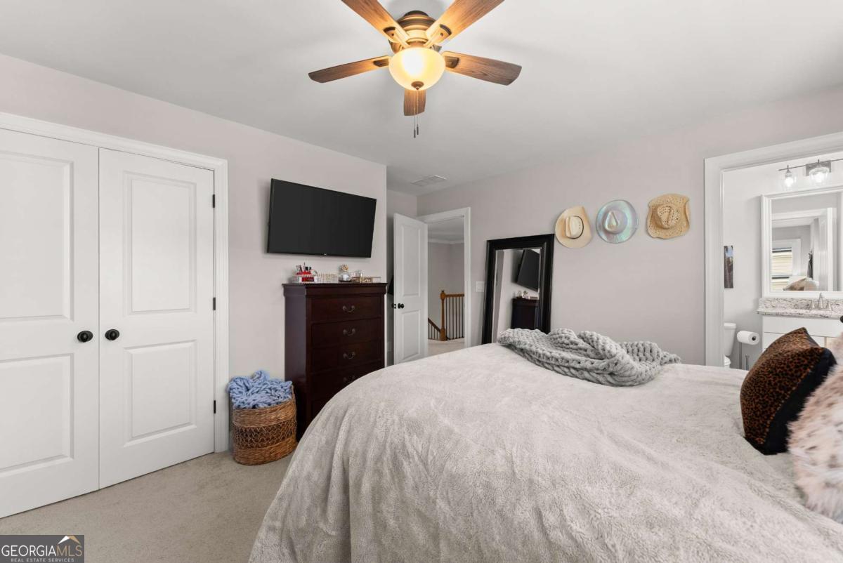 7123 Lake Edge Drive