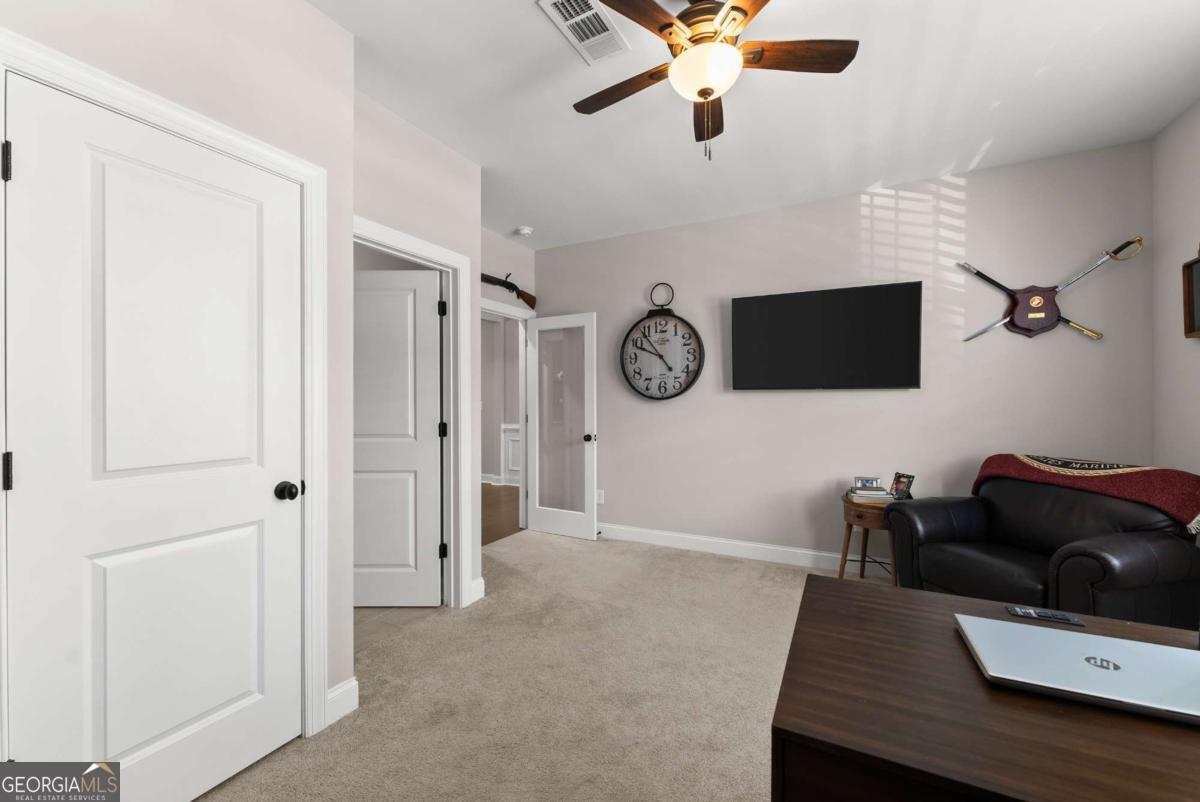 7123 Lake Edge Drive