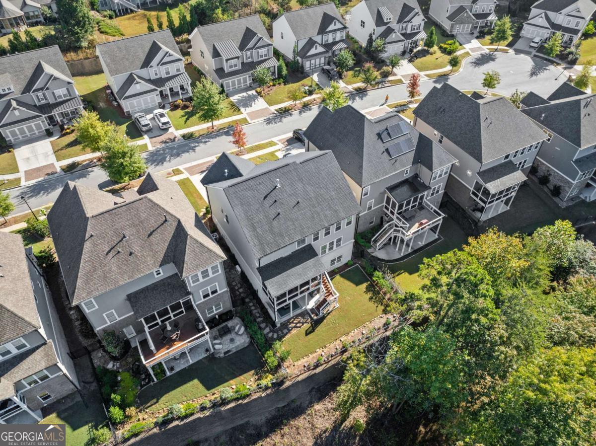 7123 Lake Edge Drive