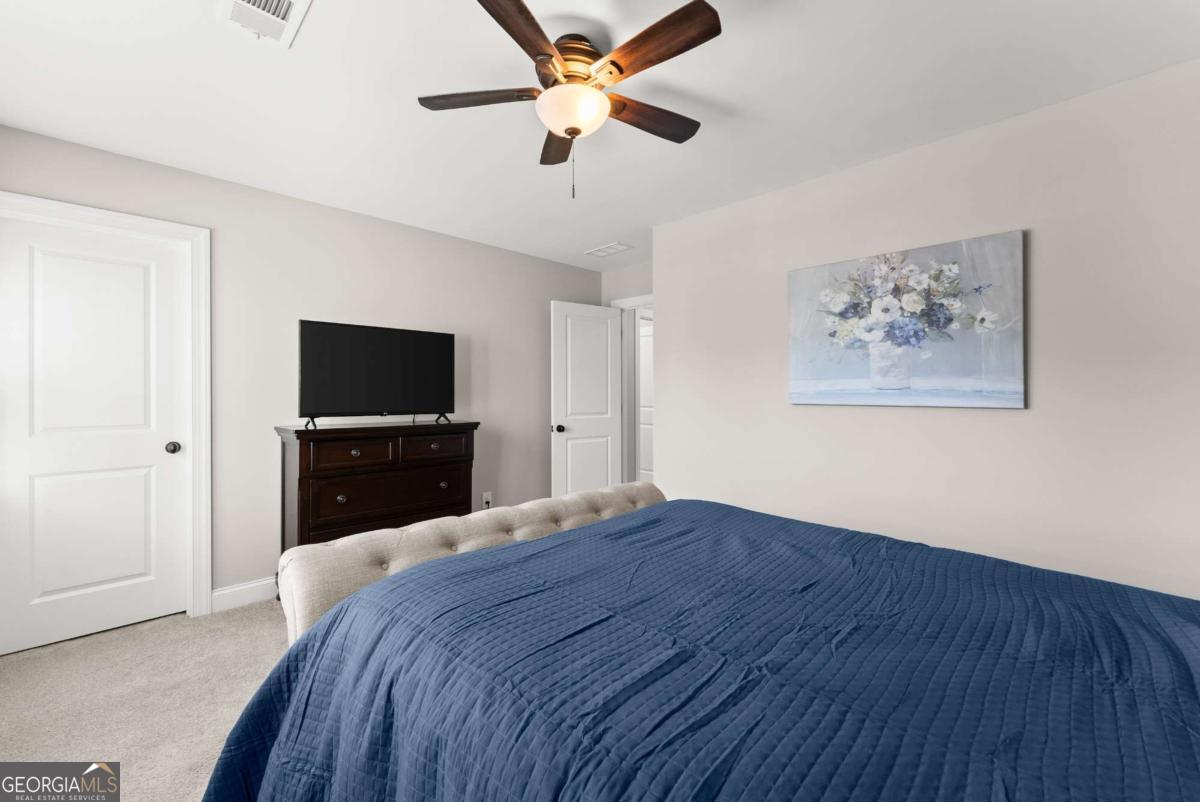 7123 Lake Edge Drive