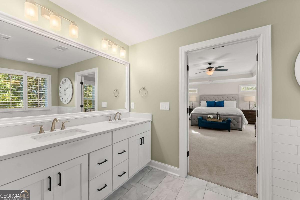 7123 Lake Edge Drive