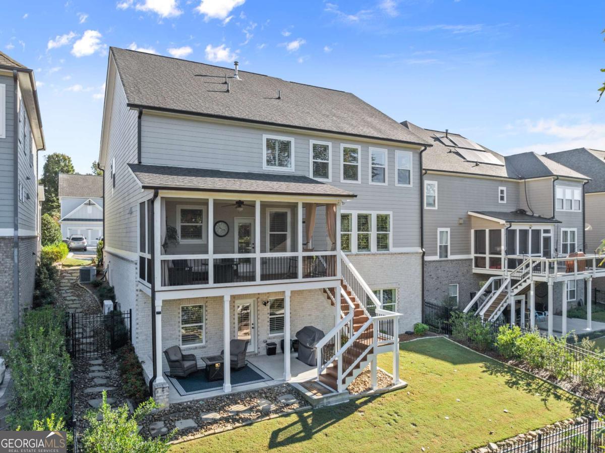 7123 Lake Edge Drive