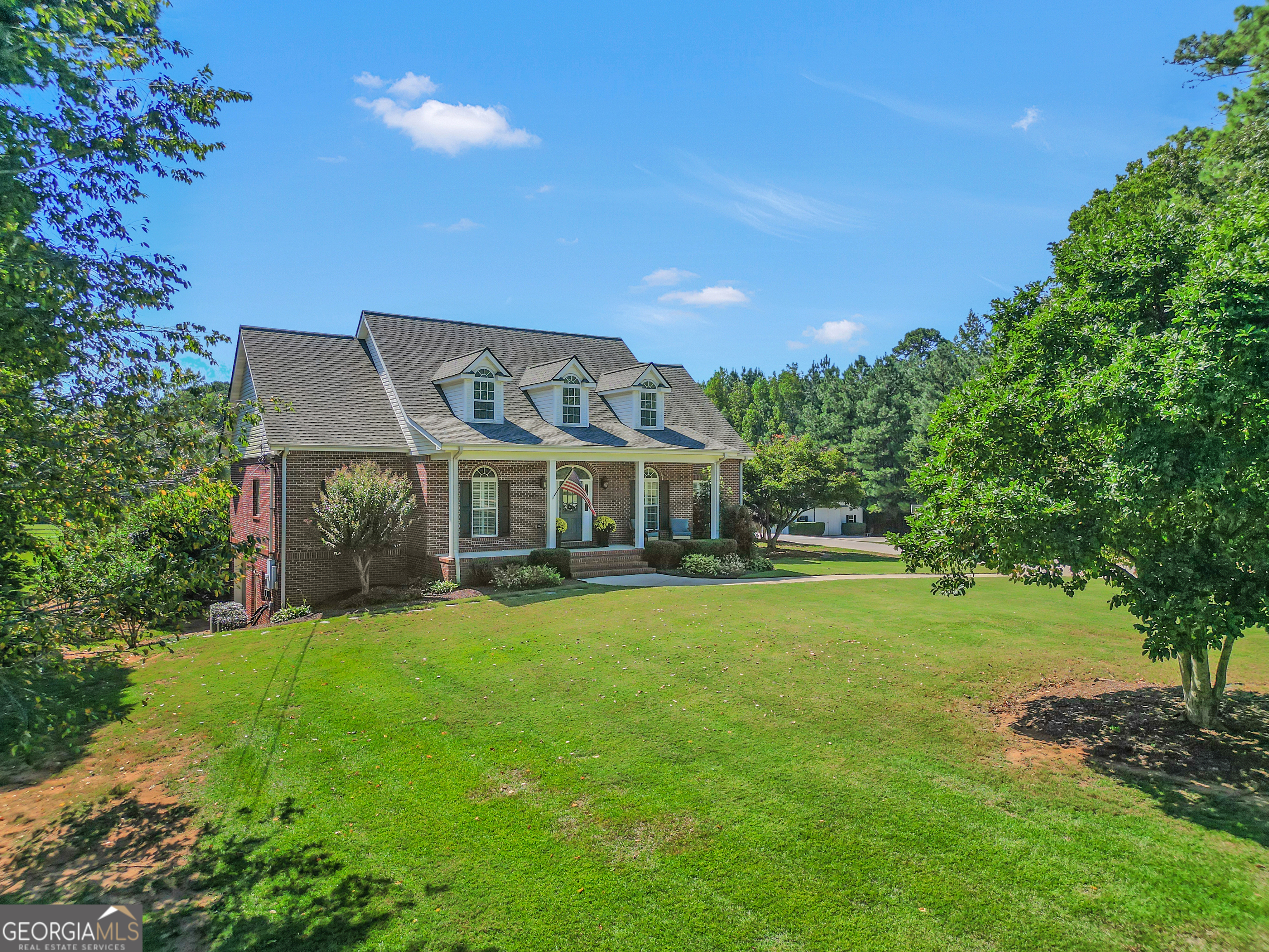 1964 E Lake Road, Mcdonough
