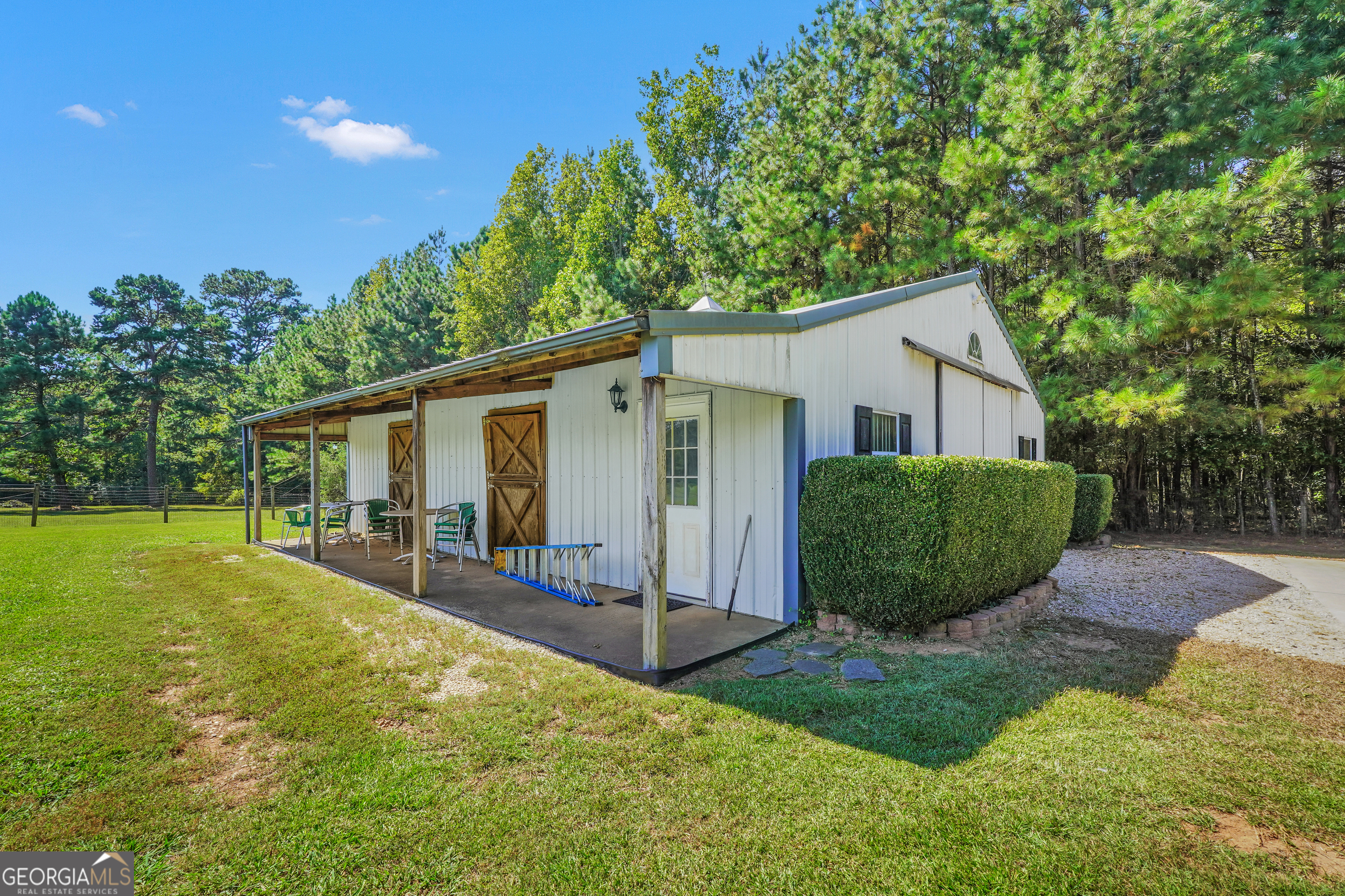 1964 E Lake Road, Mcdonough