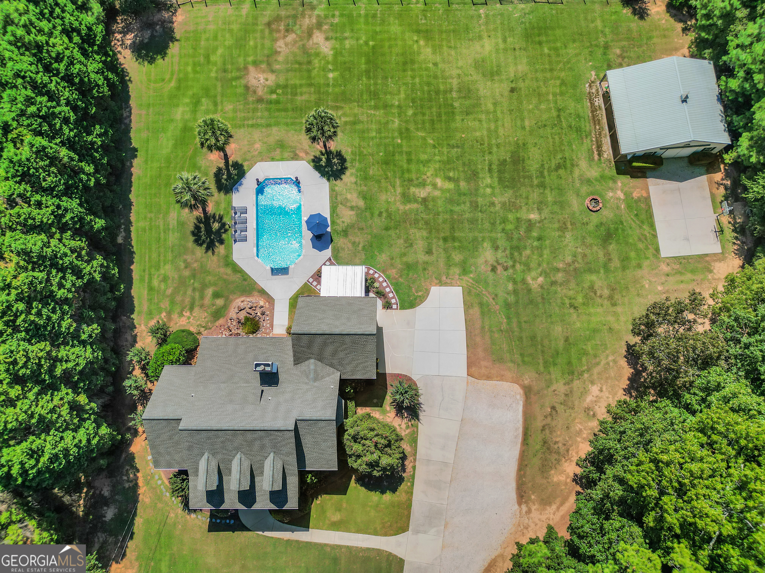1964 E Lake Road, Mcdonough